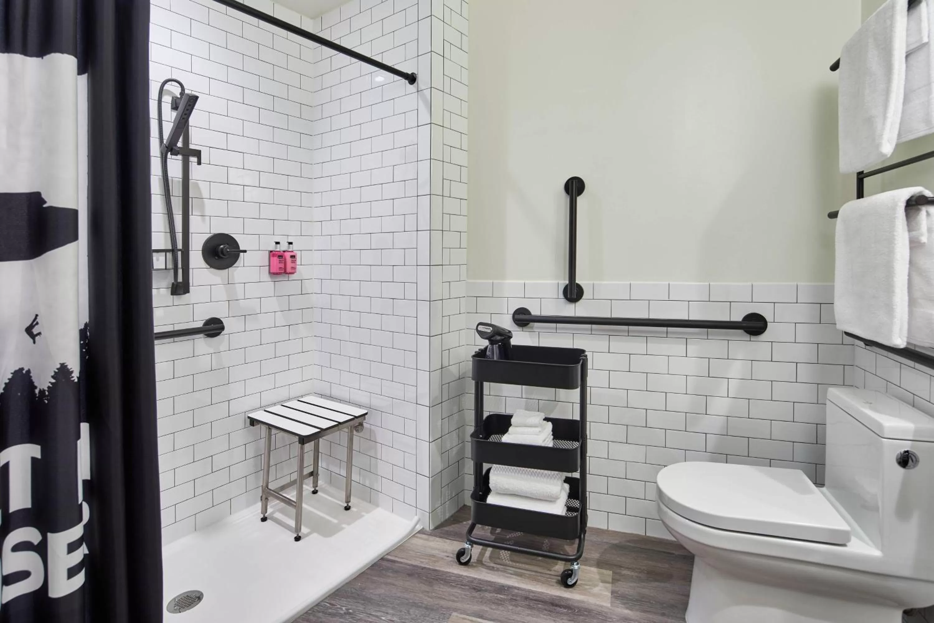 Bathroom in Moxy Columbus Short North