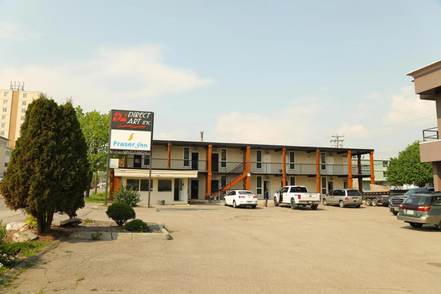 Property Building in Fraser Inn