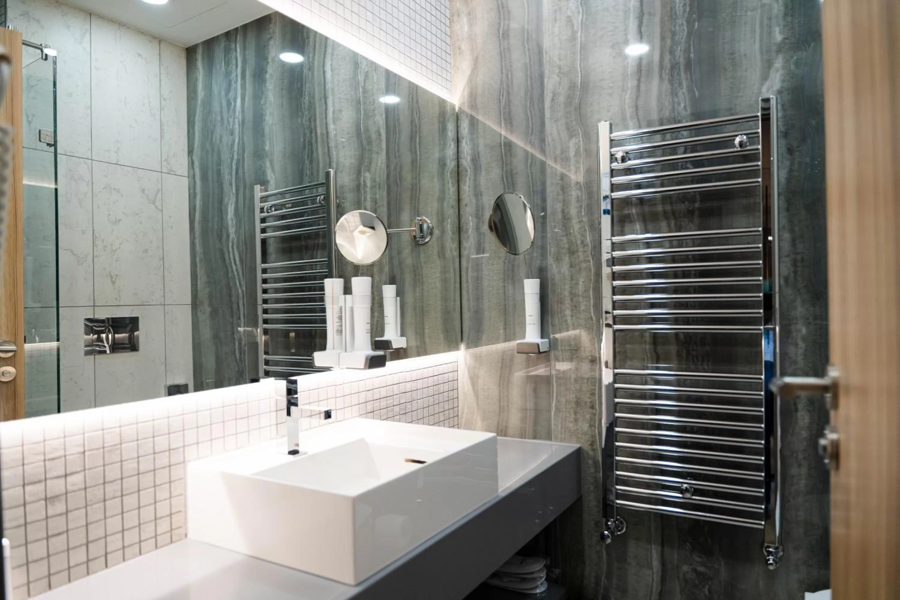 Bathroom in Ramada by Wyndham Ramnicu Valcea