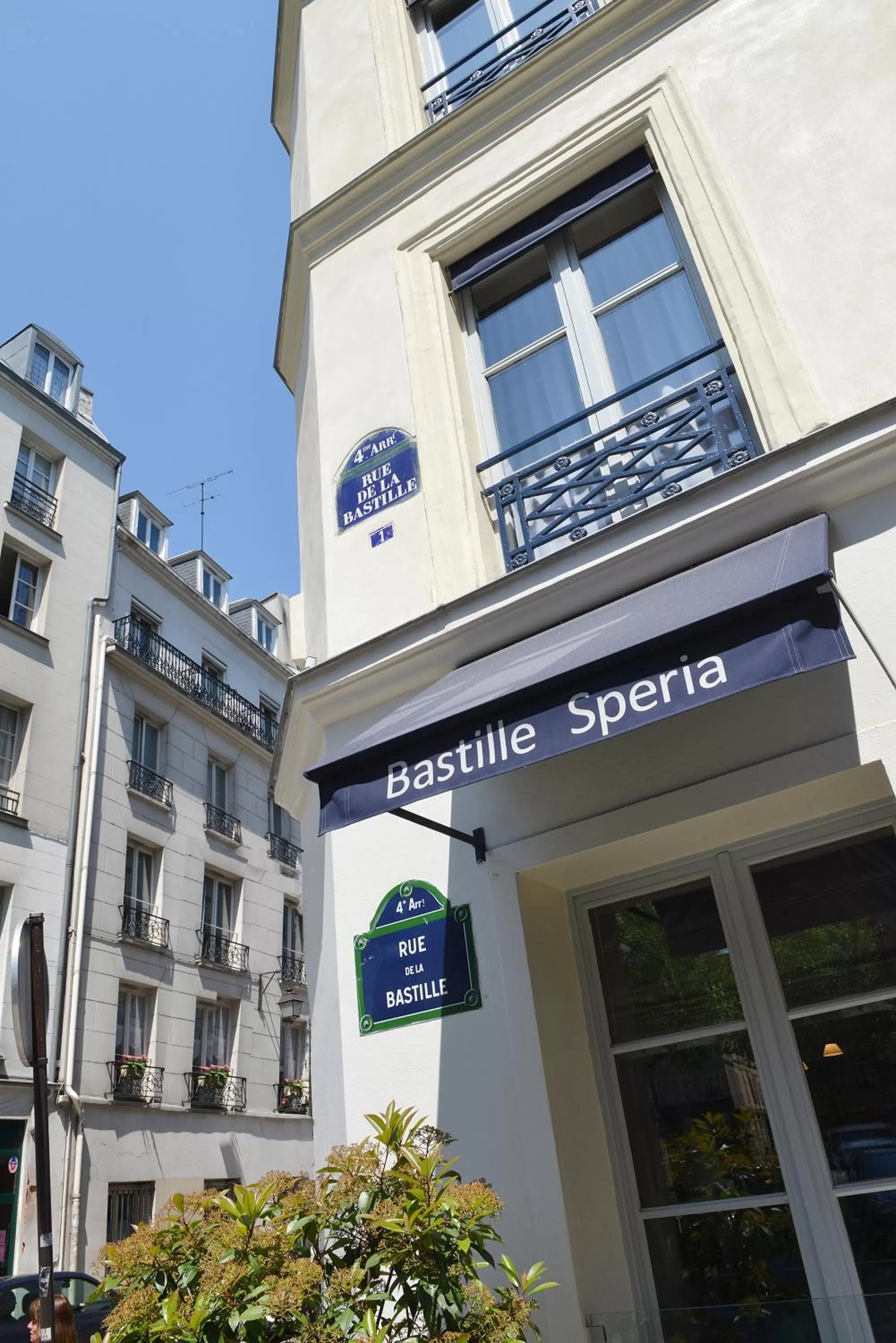 Facade/entrance in Hotel Bastille Speria