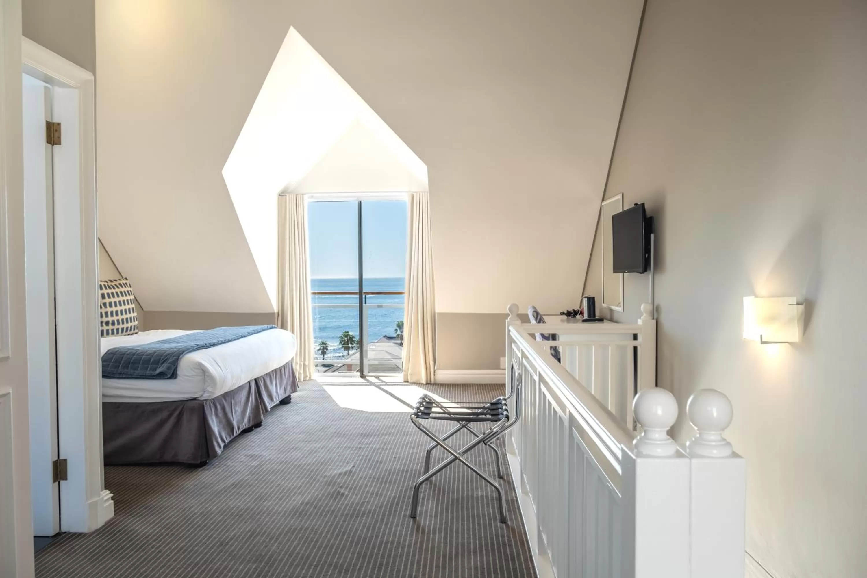 Floor plan, Bed in The Bantry Aparthotel by Totalstay