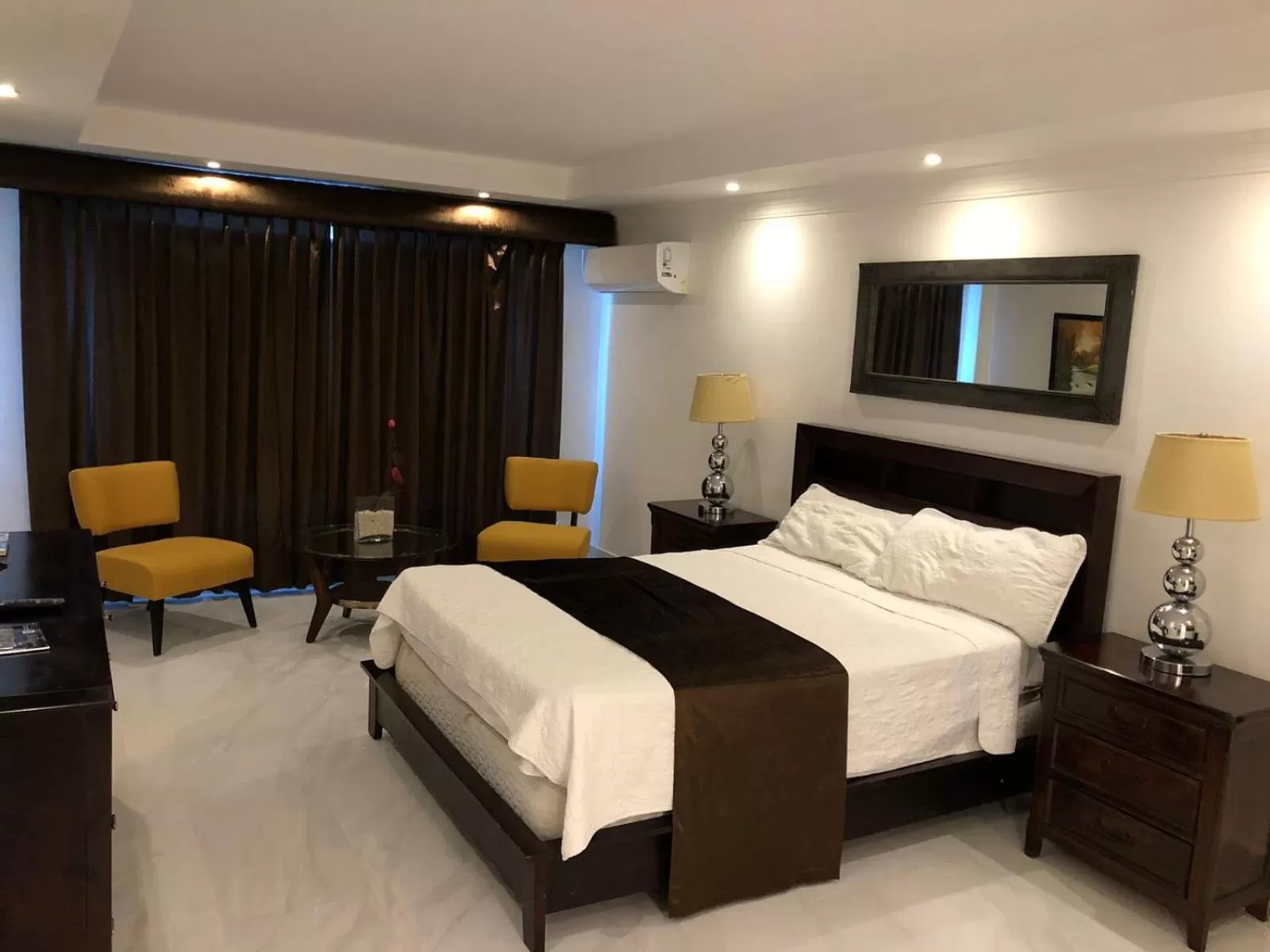 Photo of the whole room, Bed in Golden House Hotel & Convention Center