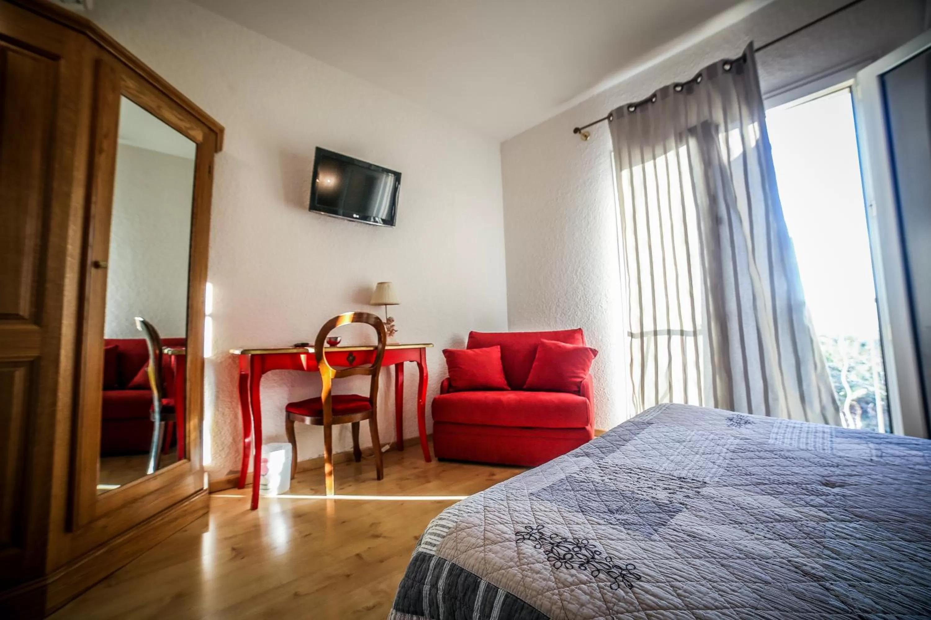 Bedroom, Bed in Castellu Rossu