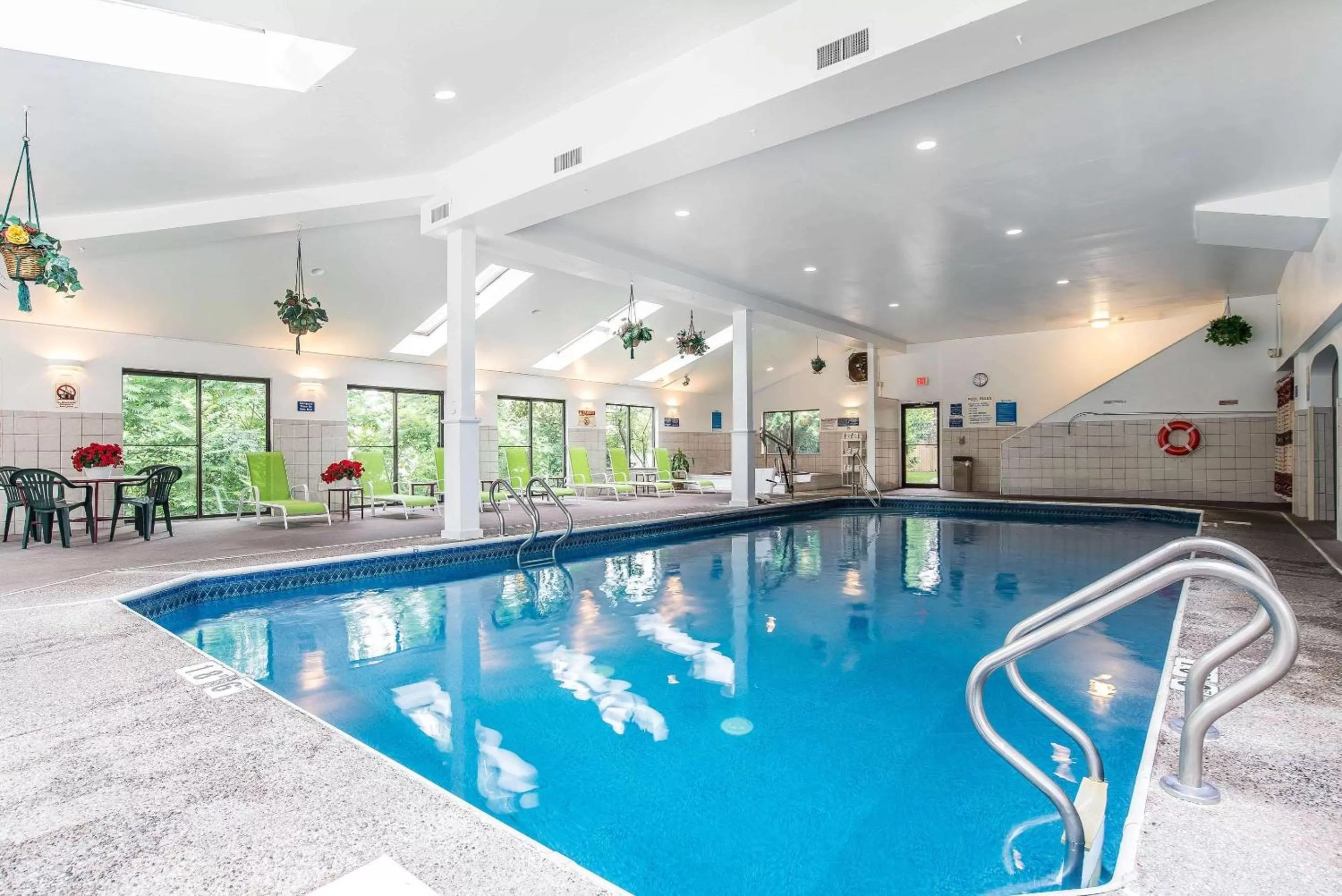 On site in Quality Inn Shelburne - Burlington