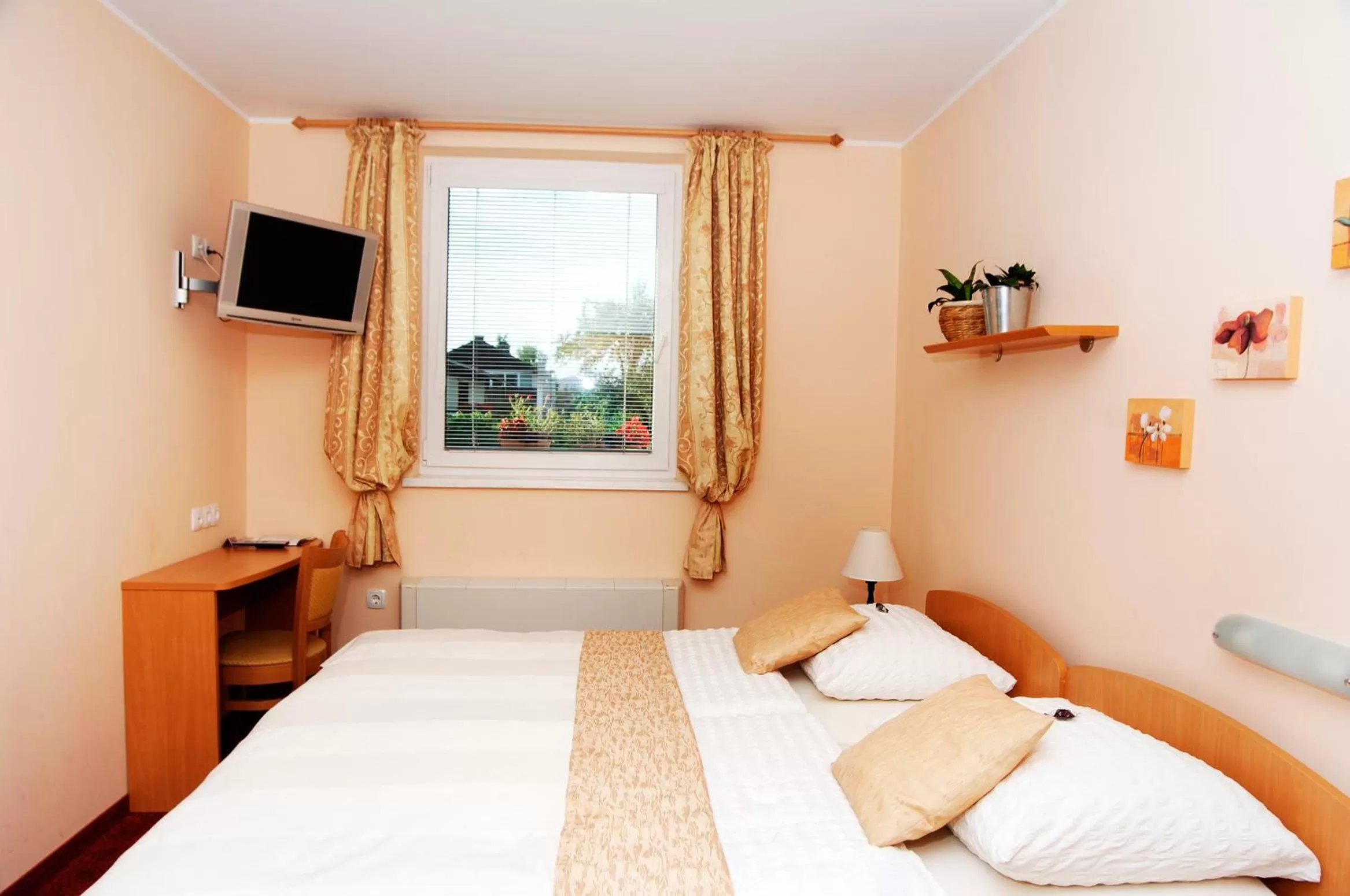 Bedroom, Bed in Guest House Pri Gondoli