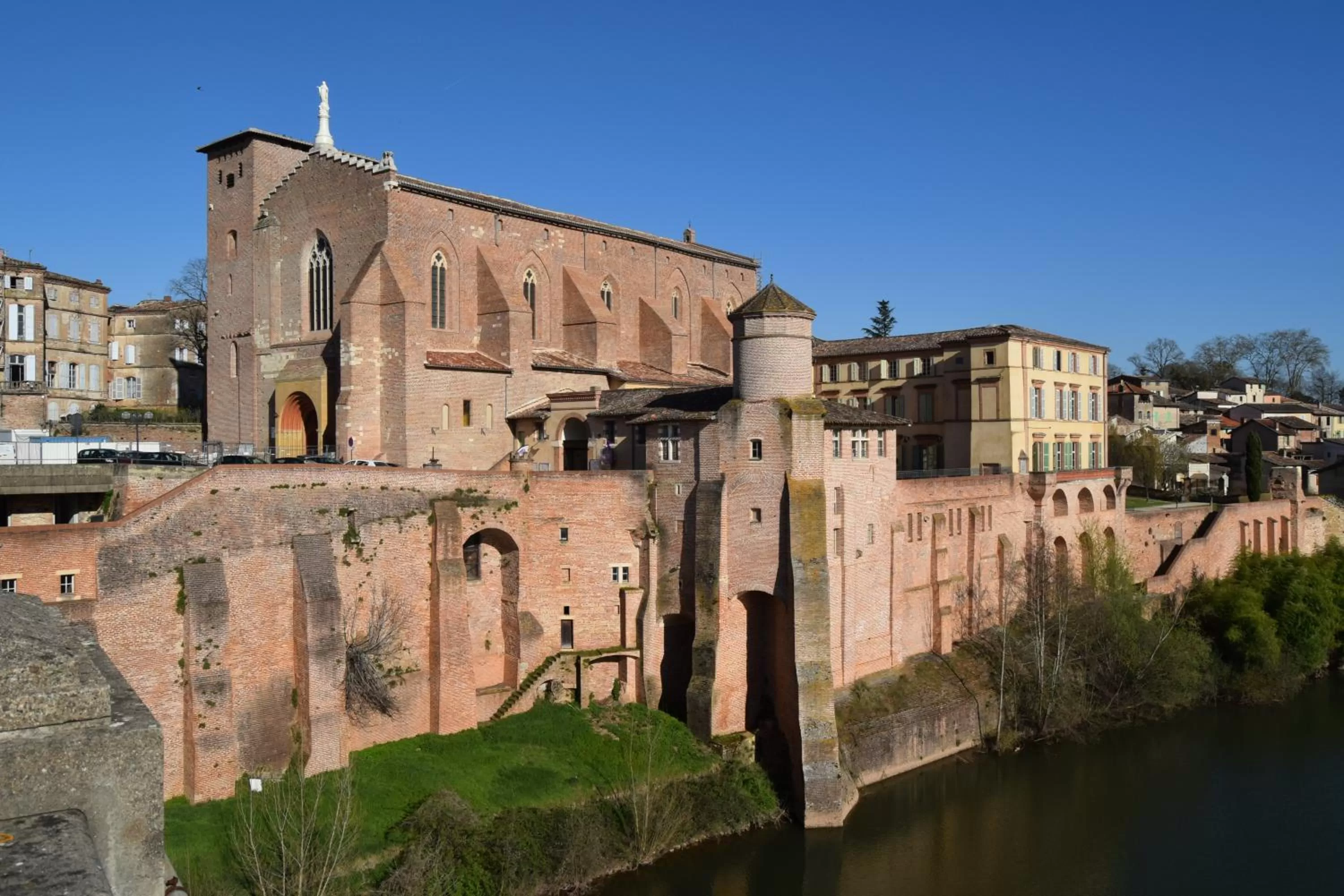 Landmark view in Le Nid de l'Ecureuil