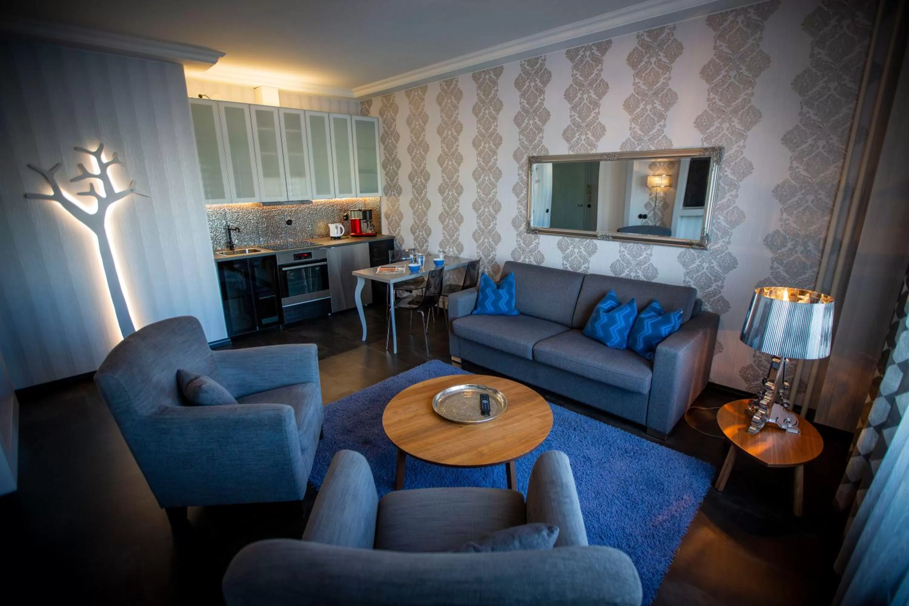 Kitchen or kitchenette in Hotelli Olof