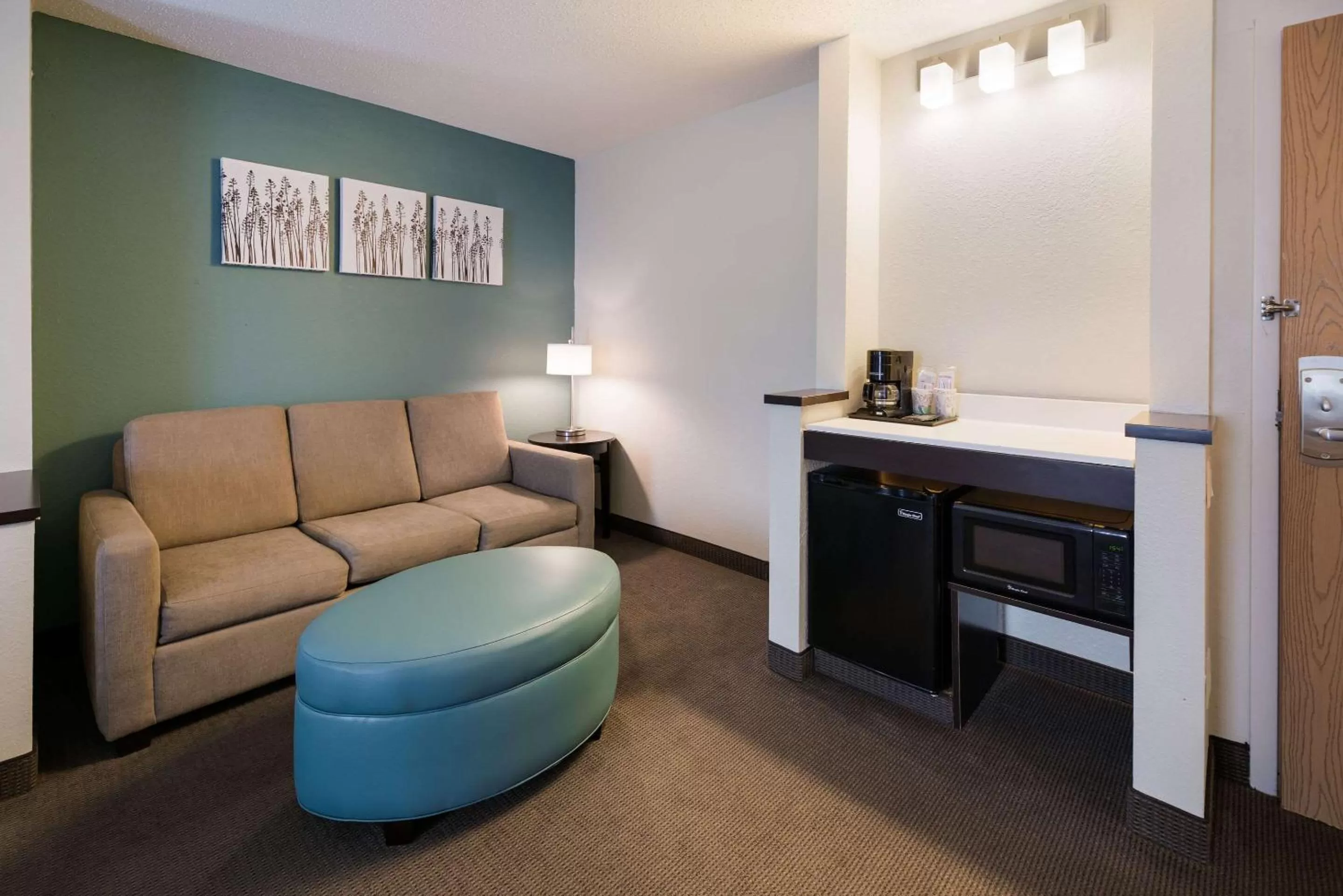 Photo of the whole room in Sleep Inn & Suites Port Clinton