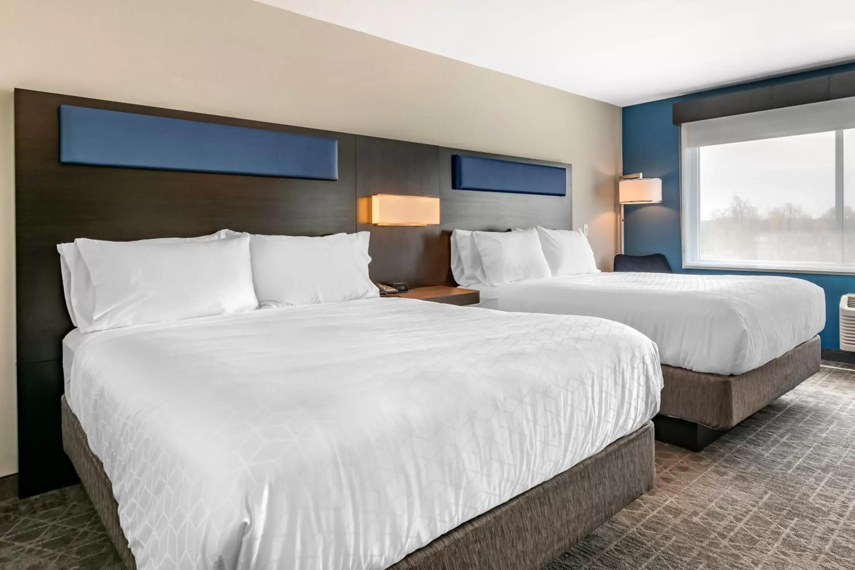 Queen Room with Two Queen Beds and Mobility Accessible Tub in Holiday Inn Express & Suites - Lancaster - Mount Joy by IHG Queen Room with Two Queen Beds and Mobility Accessible Tub in Holiday Inn Express & Suites - Lancaster - Mount Joy by IHG