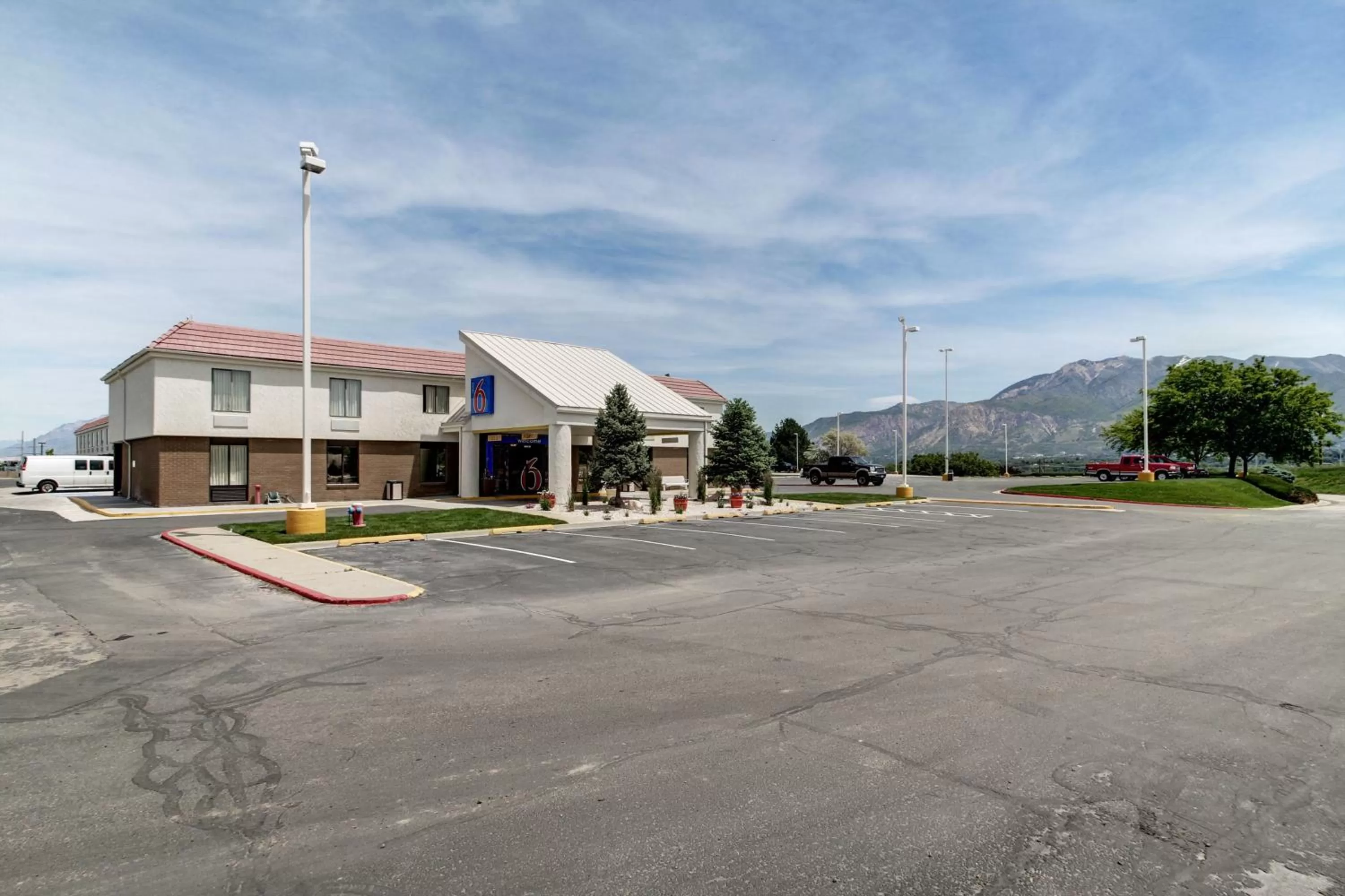 Property building in Motel 6-Ogden, UT - Riverdale