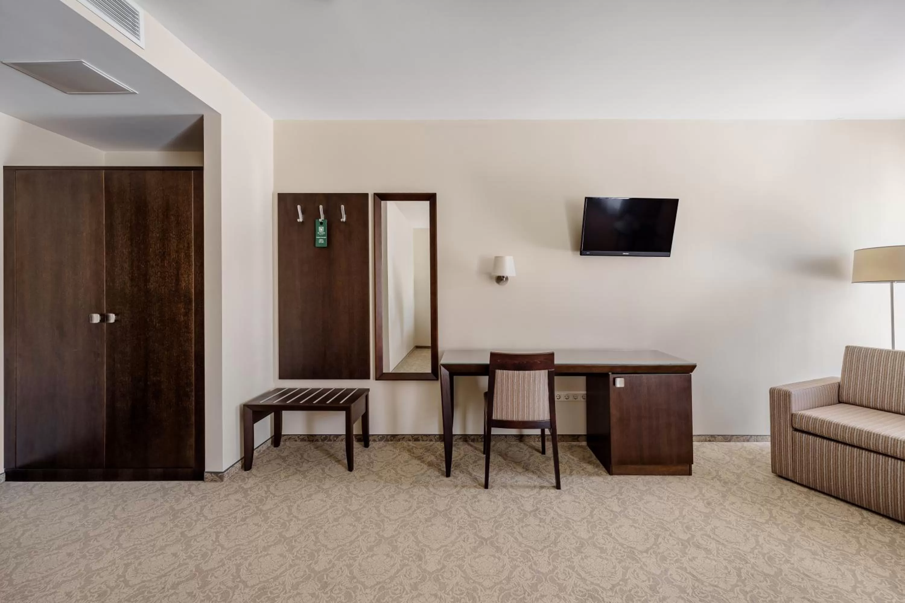 TV and multimedia in Euterpe Hotel