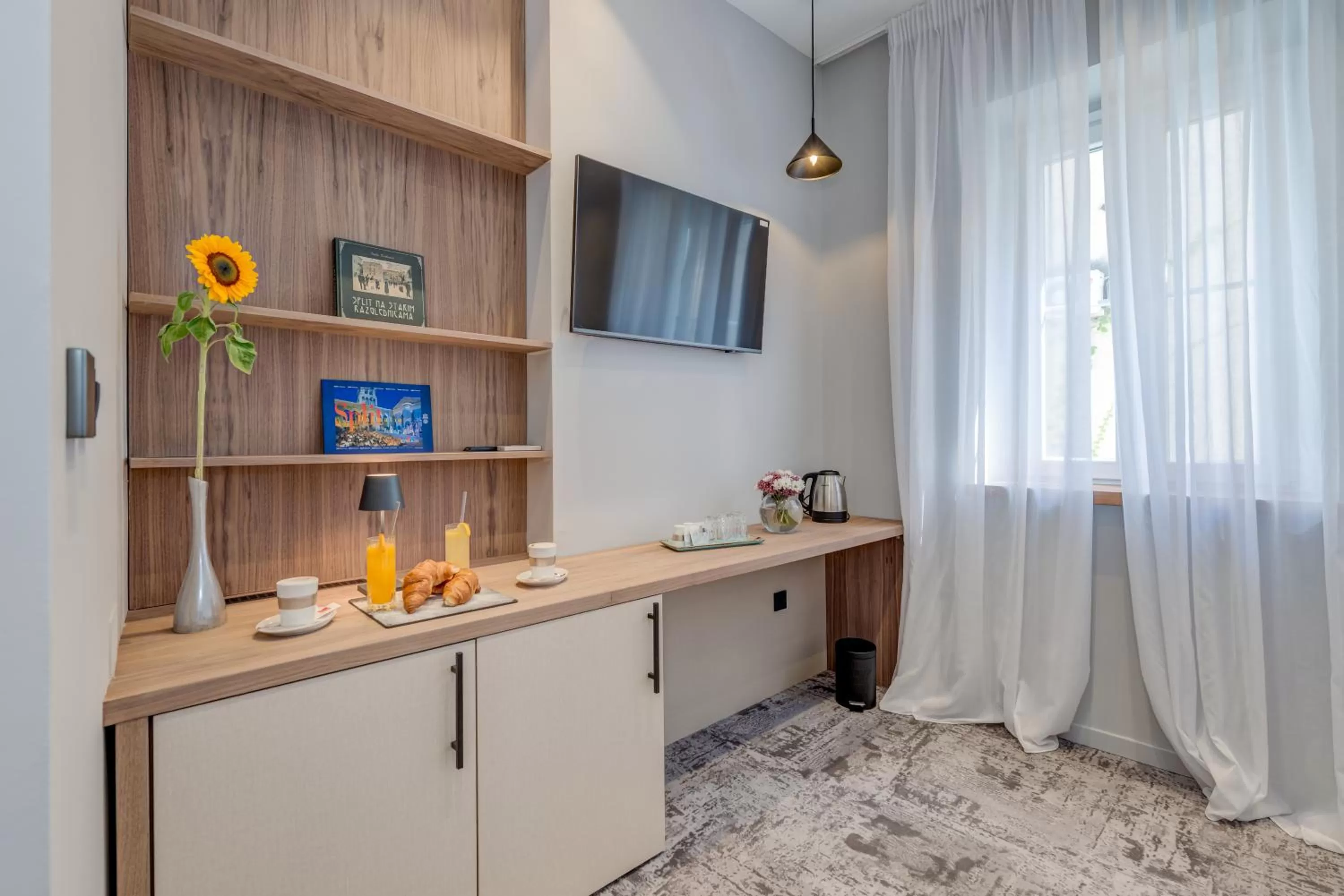 TV and multimedia in Makarun Heritage Rooms