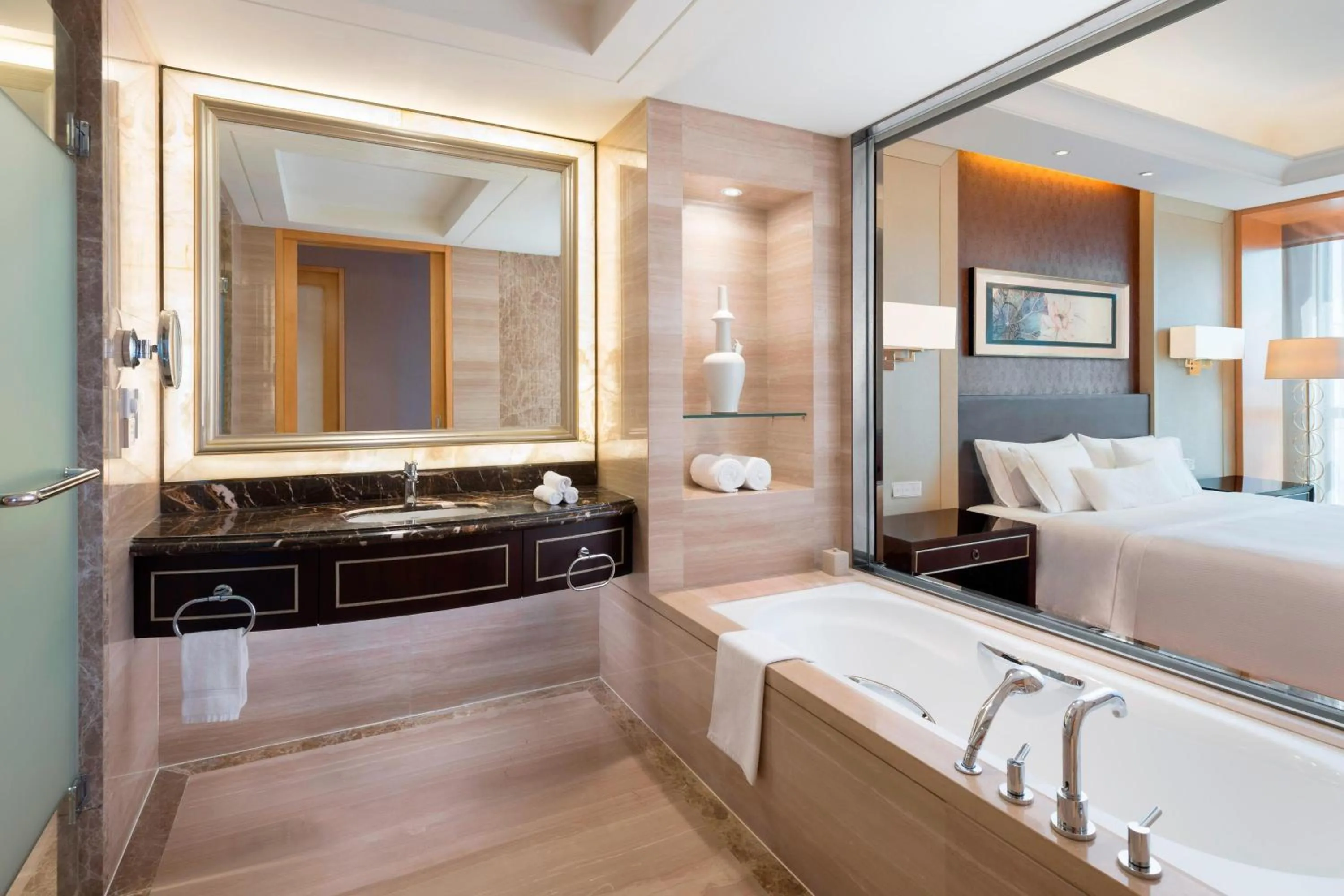 Bathroom, Bed in The Westin Hefei Baohe