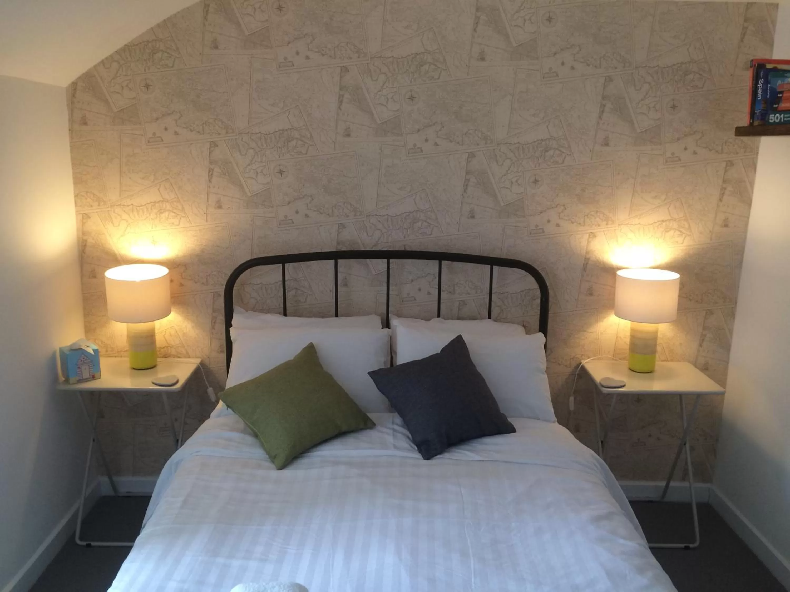 Bed in Portreath Arms