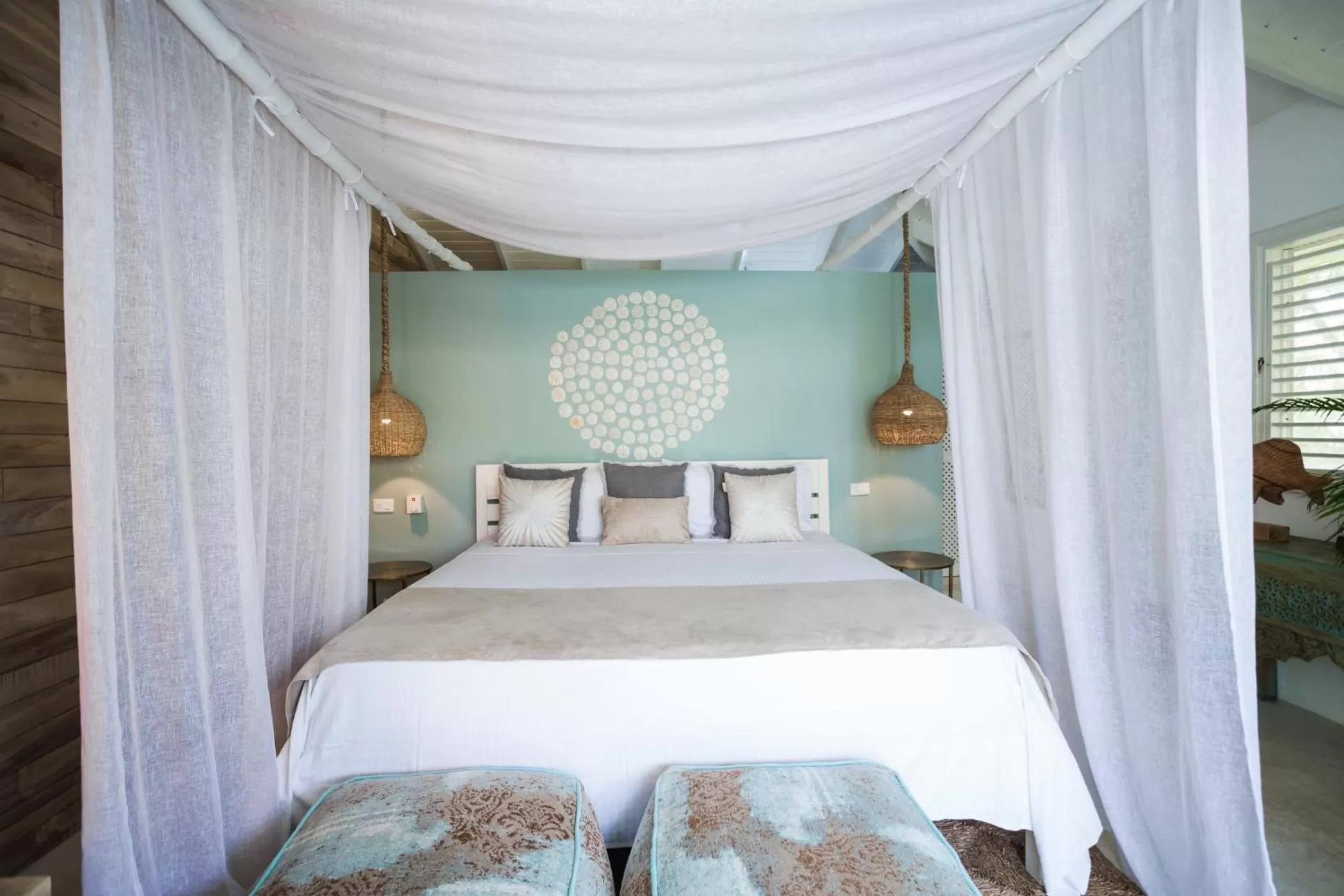 Bed in Mahona Boutique Hotel