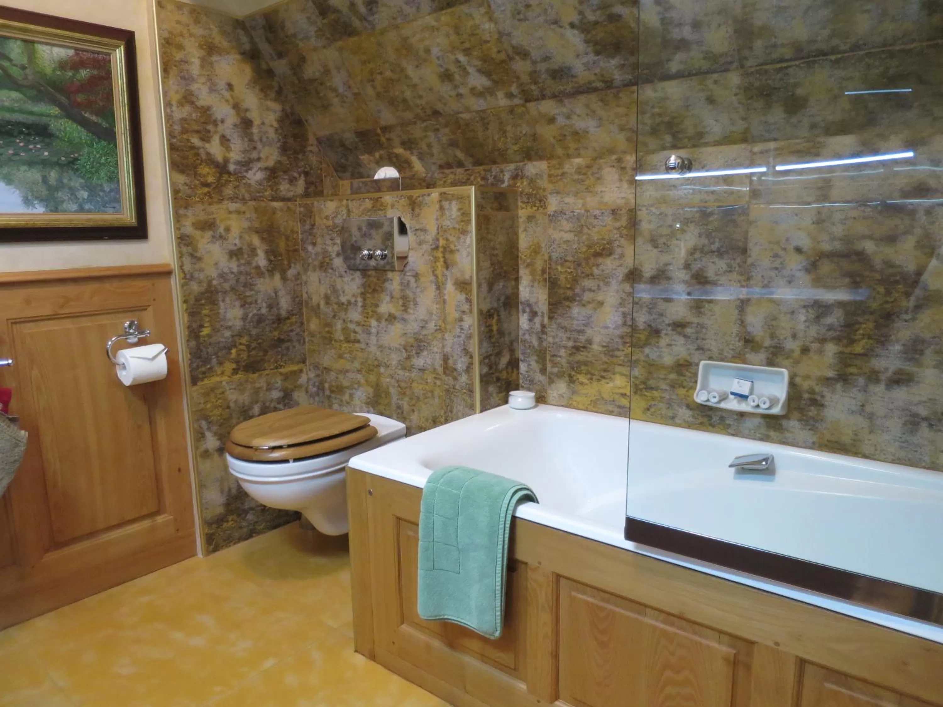 Toilet, Bathroom in KerBlondel