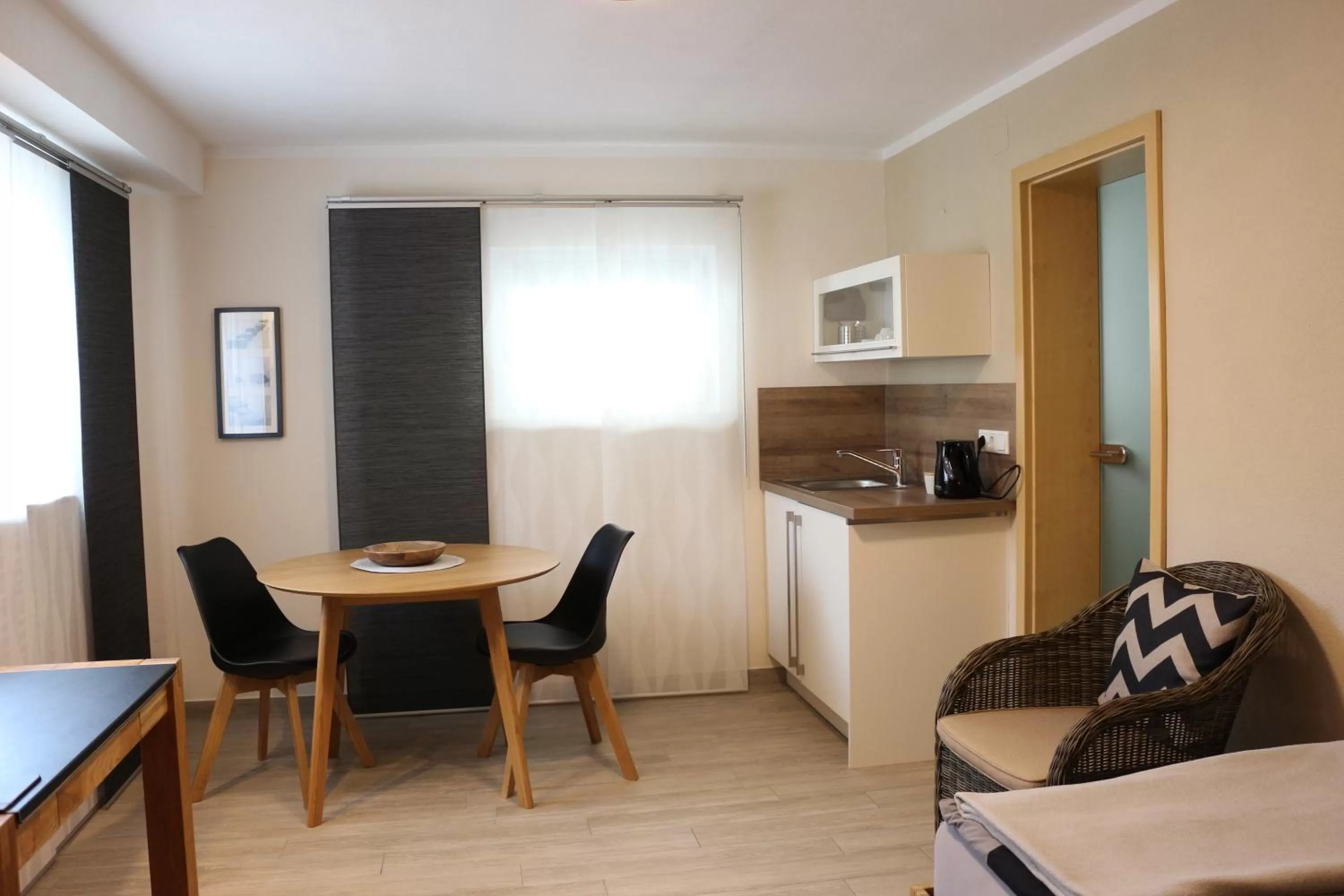 Dining area in Das Kornburg-Quartier