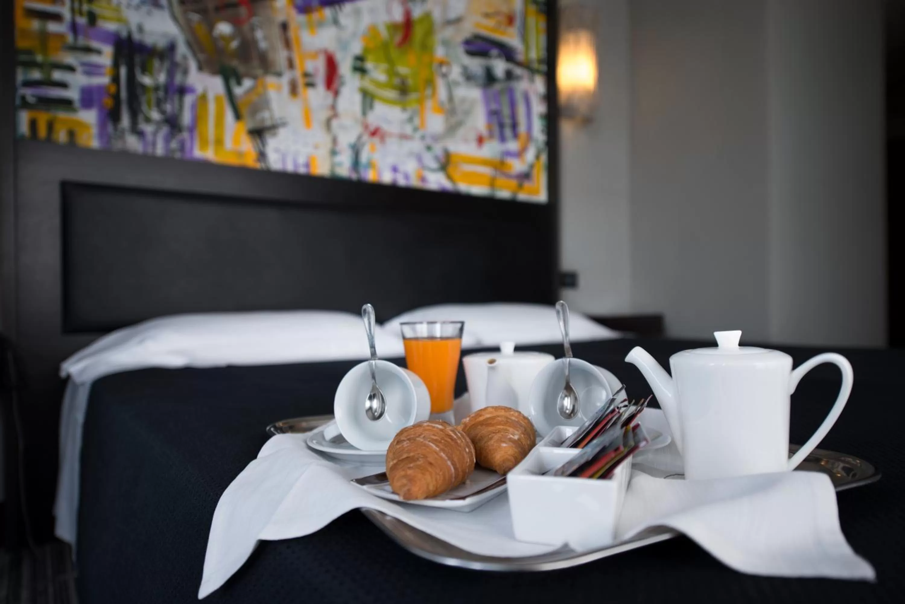 Bed in Twentyone Hotel