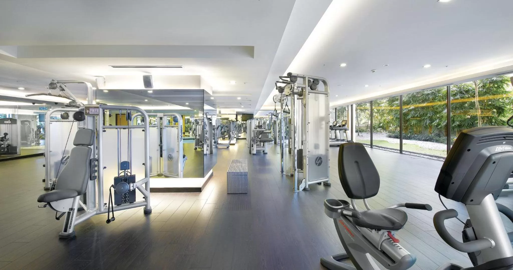 Fitness centre/facilities in Shangri-La Kuala Lumpur