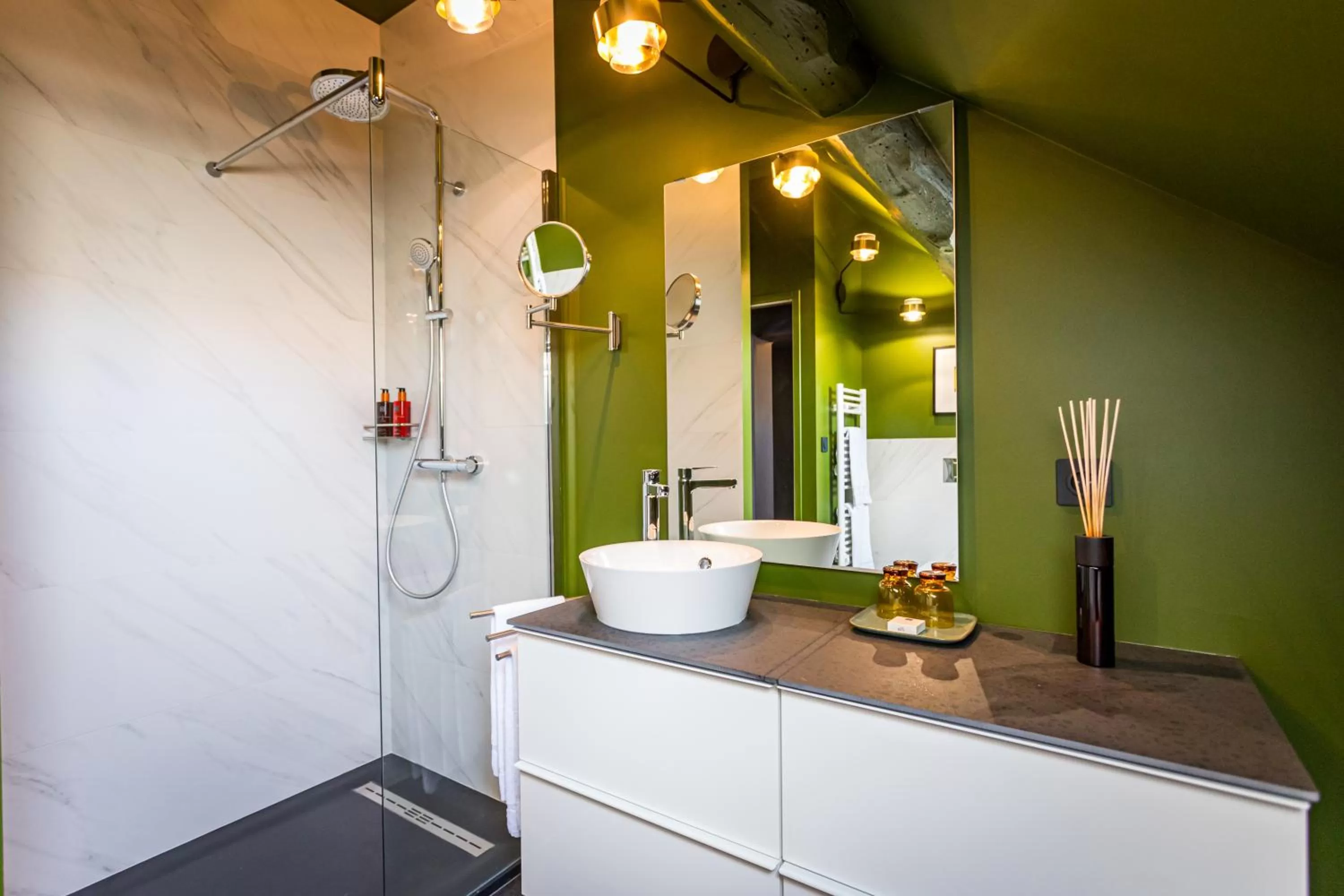 Bathroom in Hôtel - Restaurant Le Globe