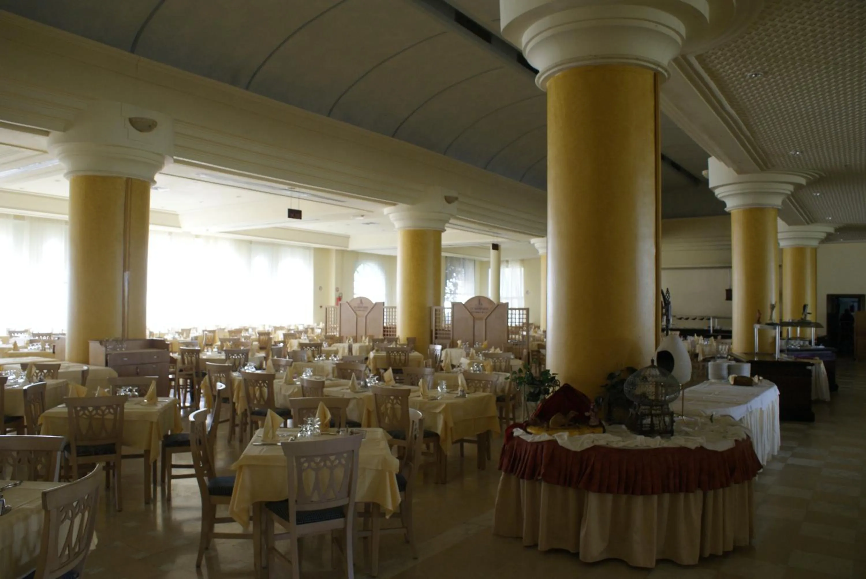 Restaurant/places to eat in El Mouradi Hammamet