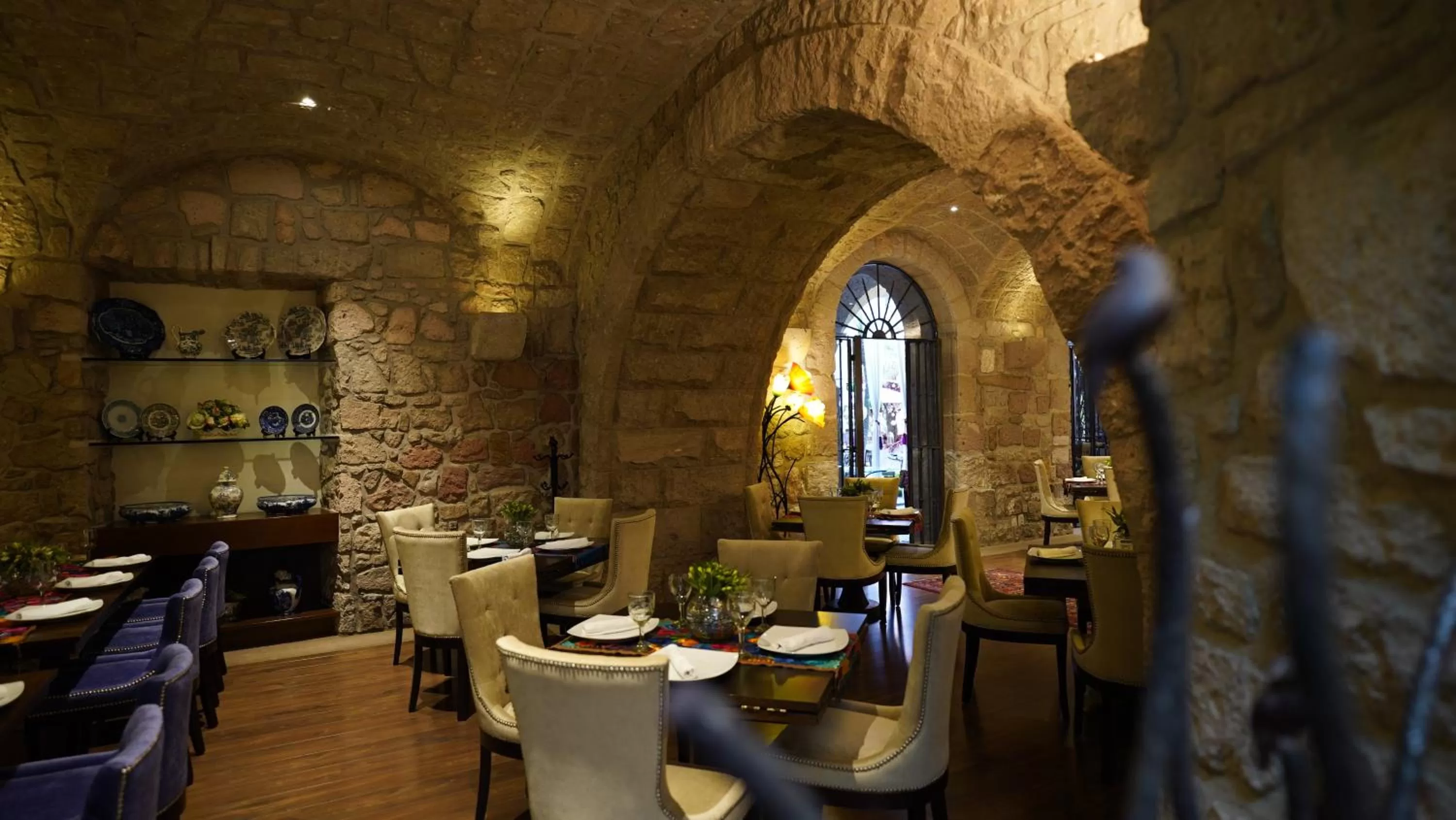 Restaurant/places to eat in Hotel De La Soledad