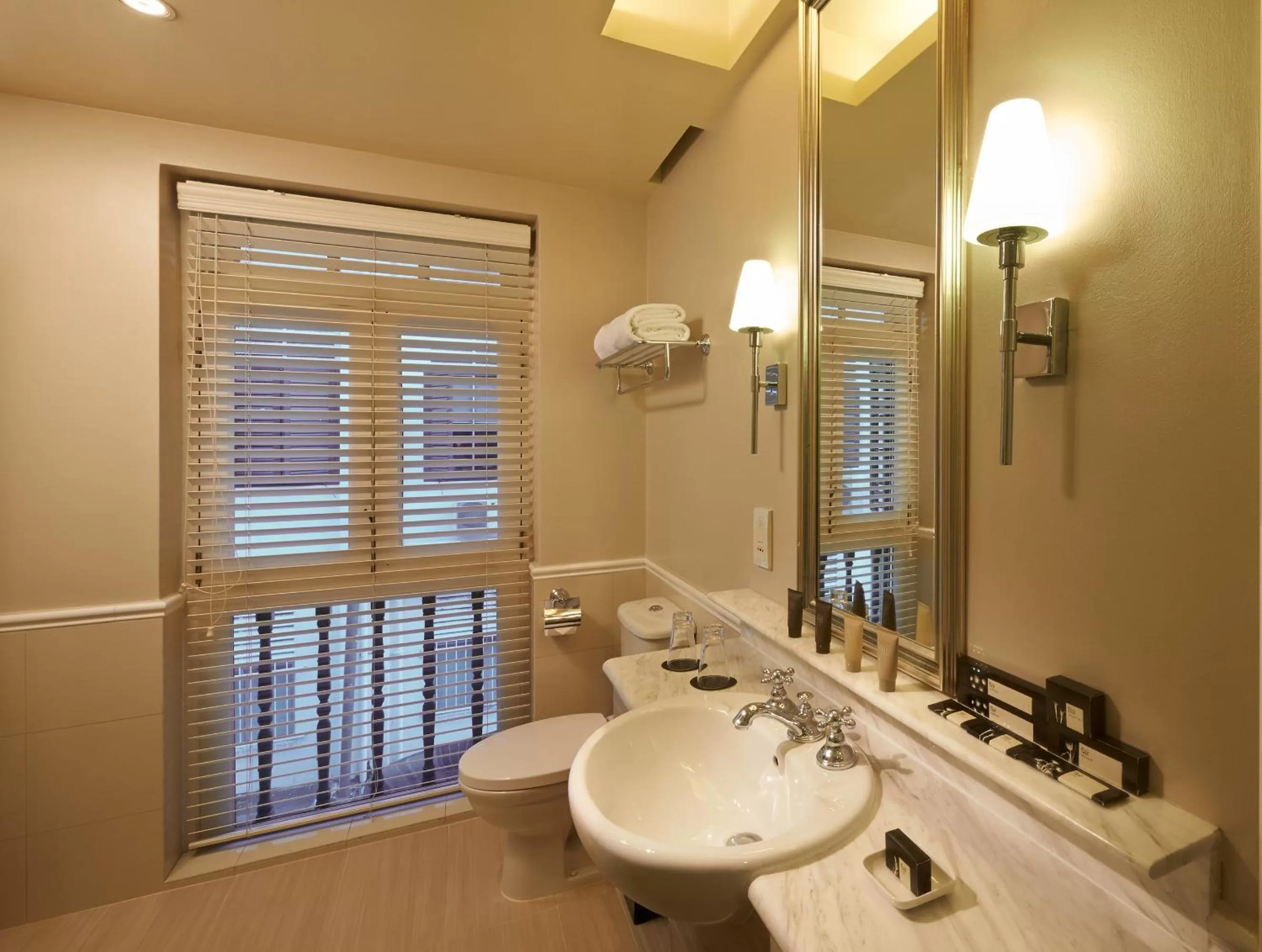 Bathroom in Aurum Royal