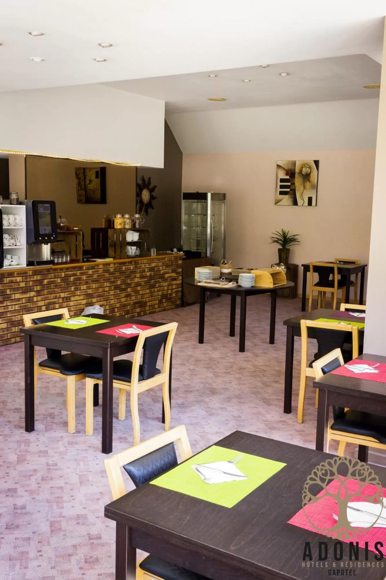 Breakfast in Adonis Gapotel