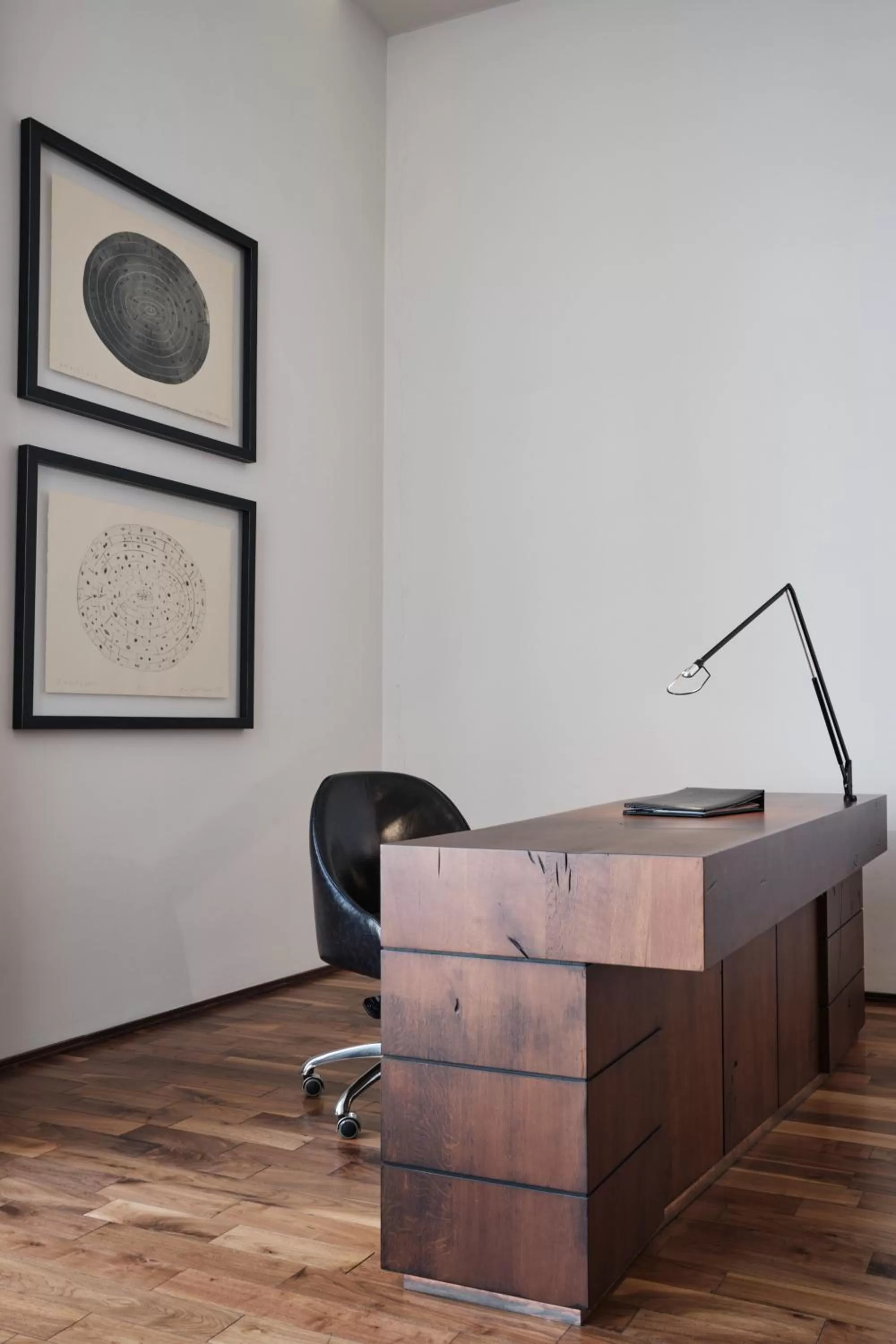 TV and multimedia in Hotel Monopol