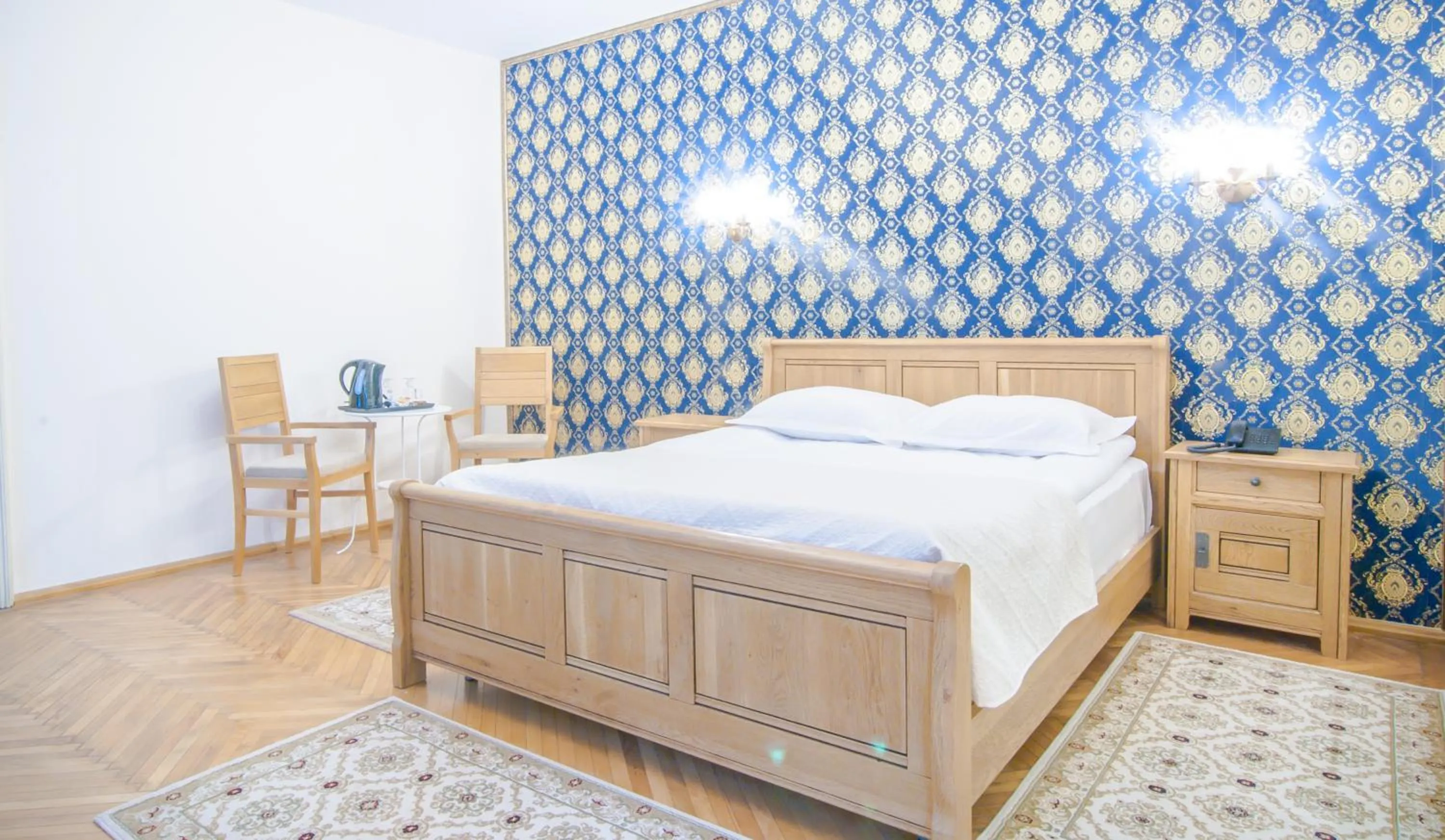 Bedroom, Bed in Safrano Palace