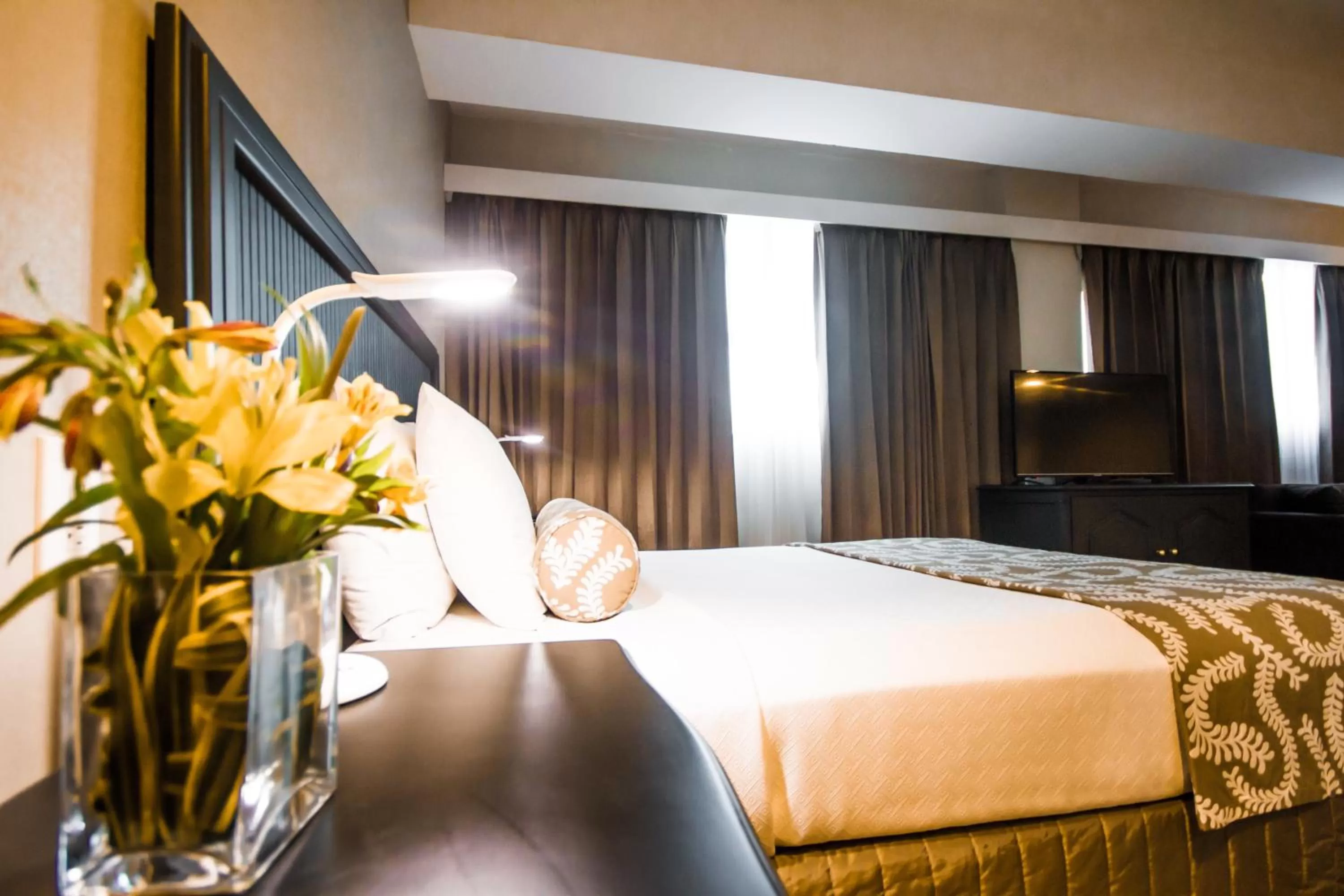 Photo of the whole room, Bed in Crowne Plaza Managua by IHG