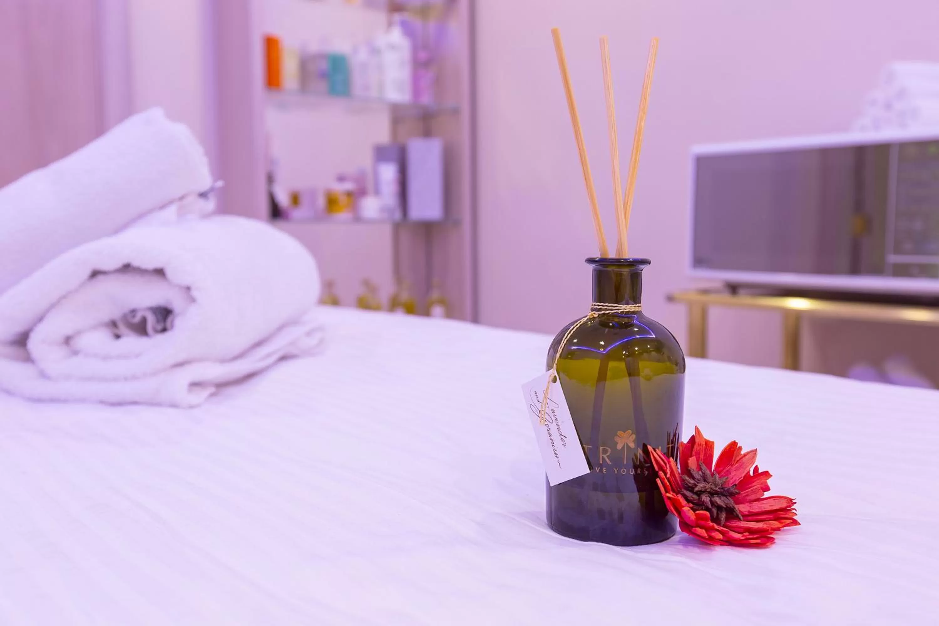 Spa and wellness centre/facilities, Bed in Amman International Hotel