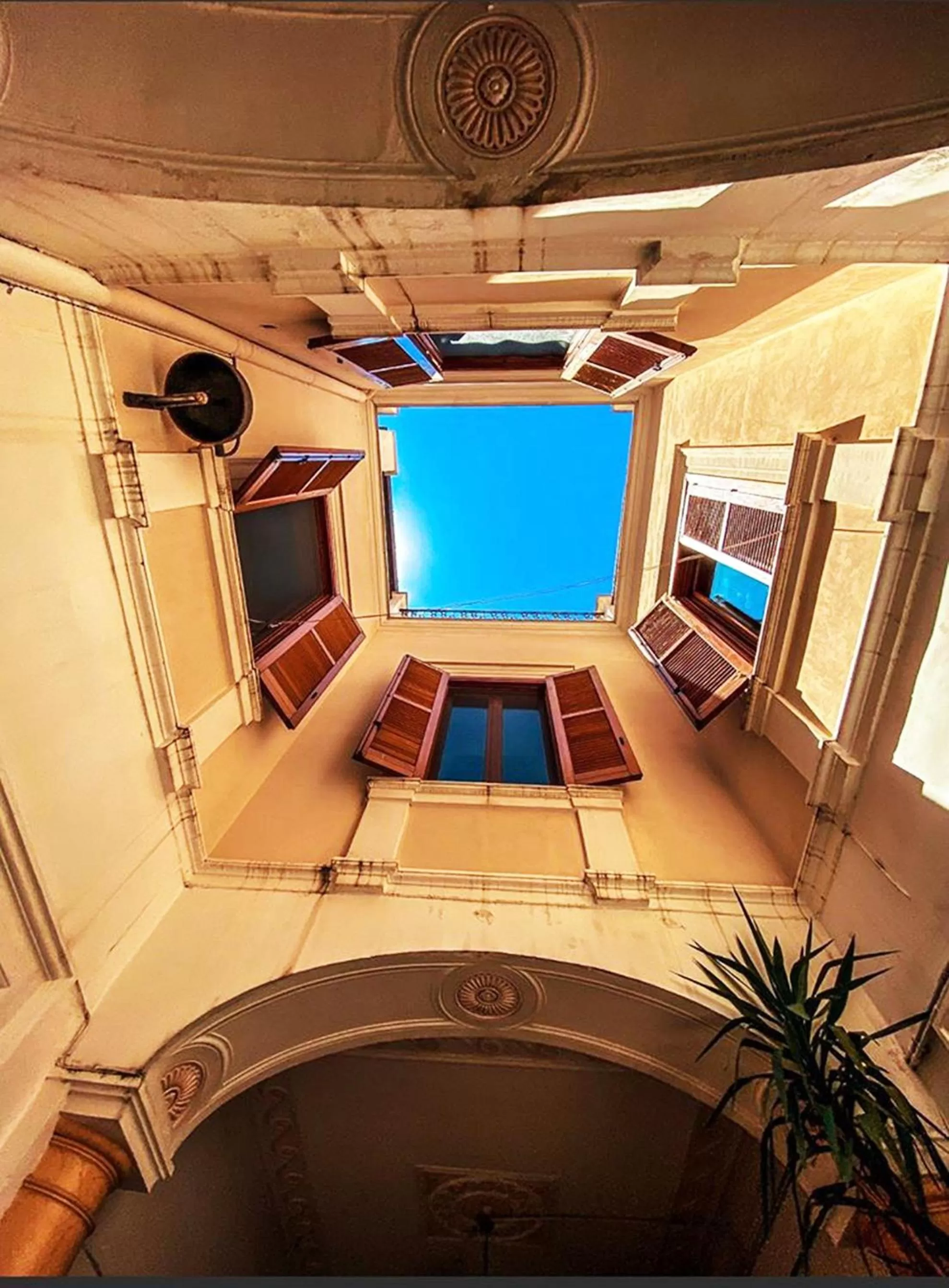 Decorative detail in Casa D'Angiò -Manfredi Homes&Villas