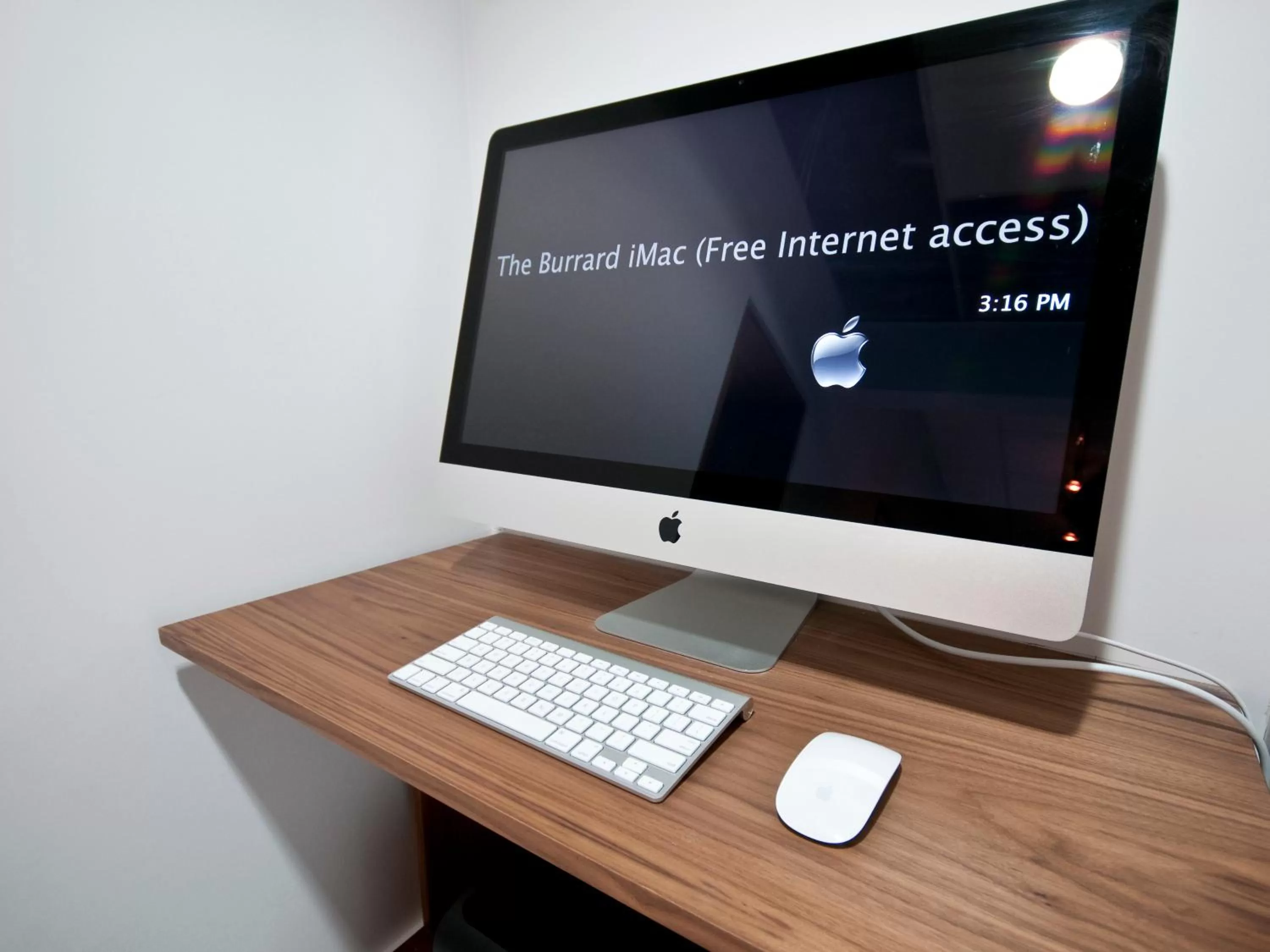 Business facilities in The Burrard