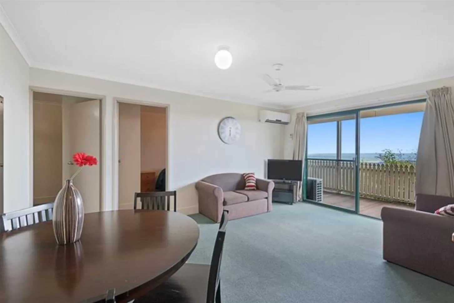 TV and multimedia in Tranquil Park