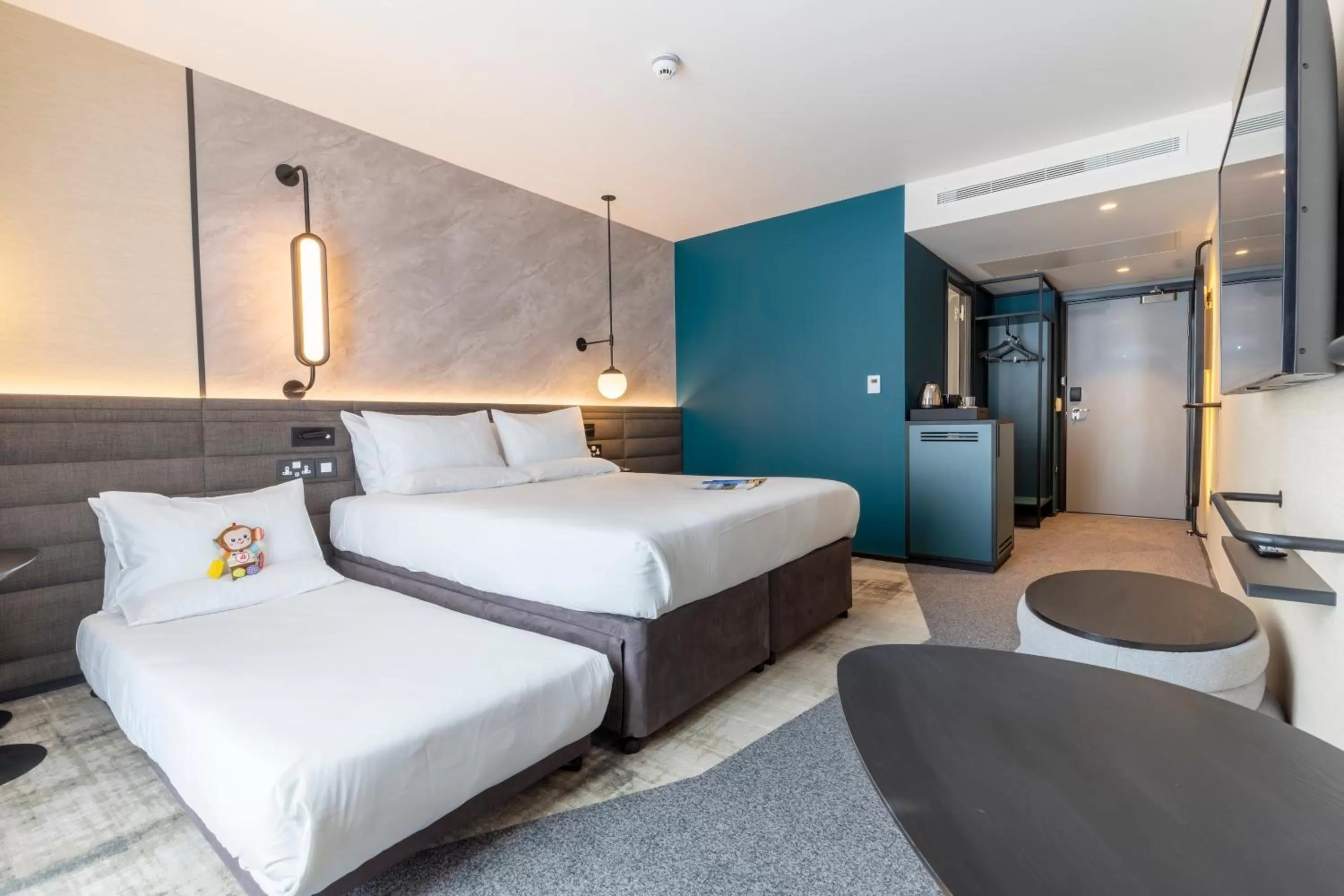 Bed in Novotel Liverpool Paddington Village