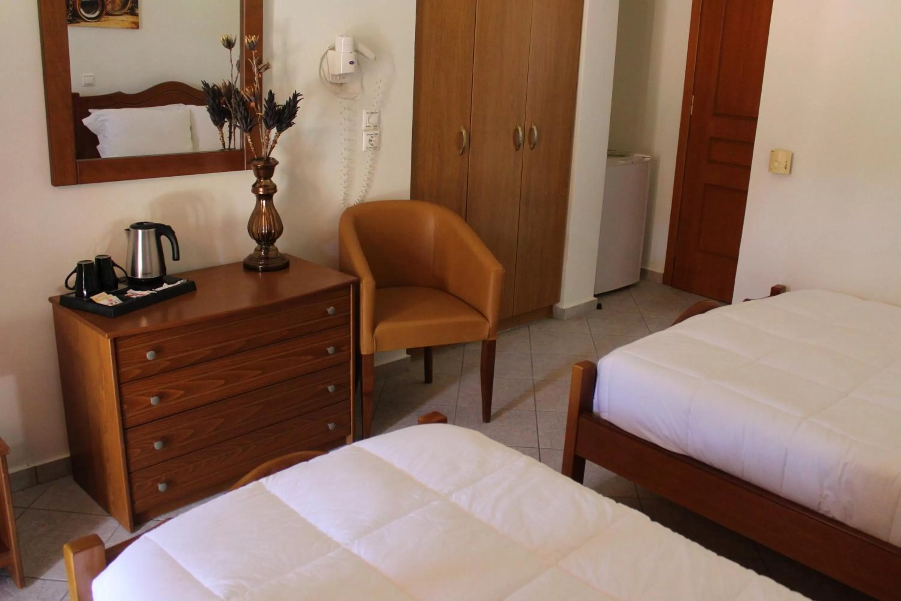 Bedroom, Bed in Sofotel