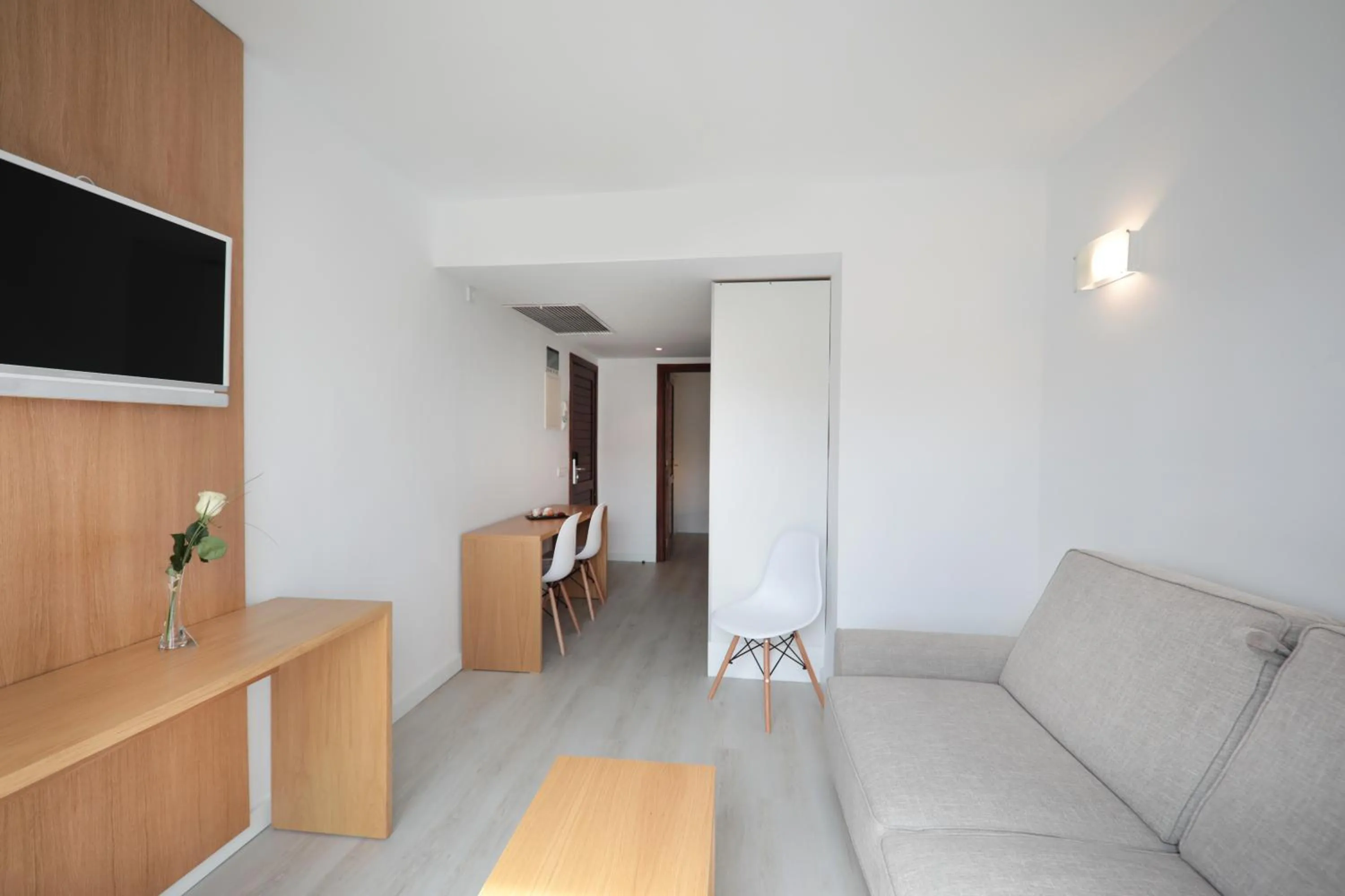 TV and multimedia in Hotel La Pergola Mallorca