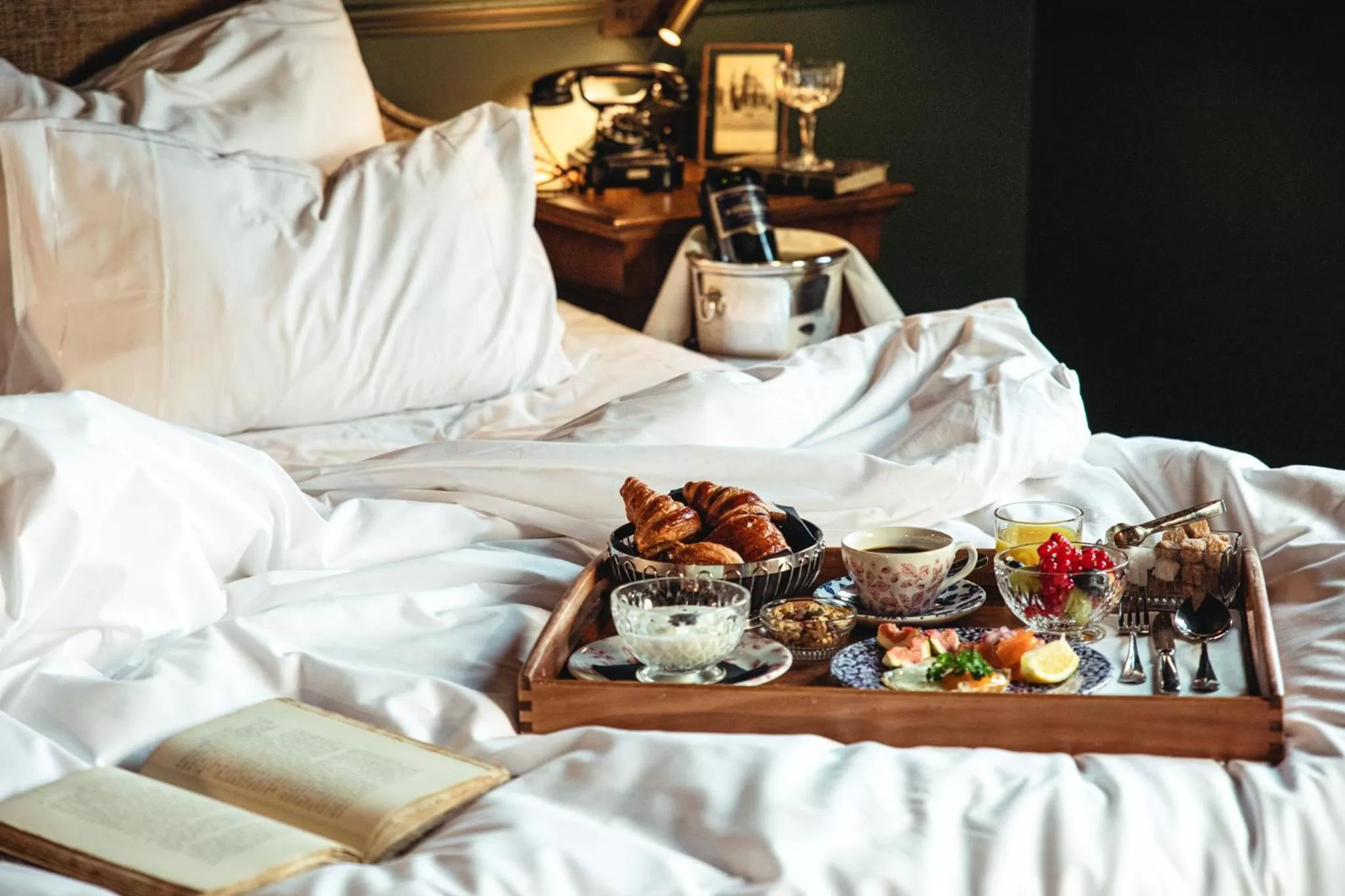 Continental breakfast, Bed in 1898 The Post