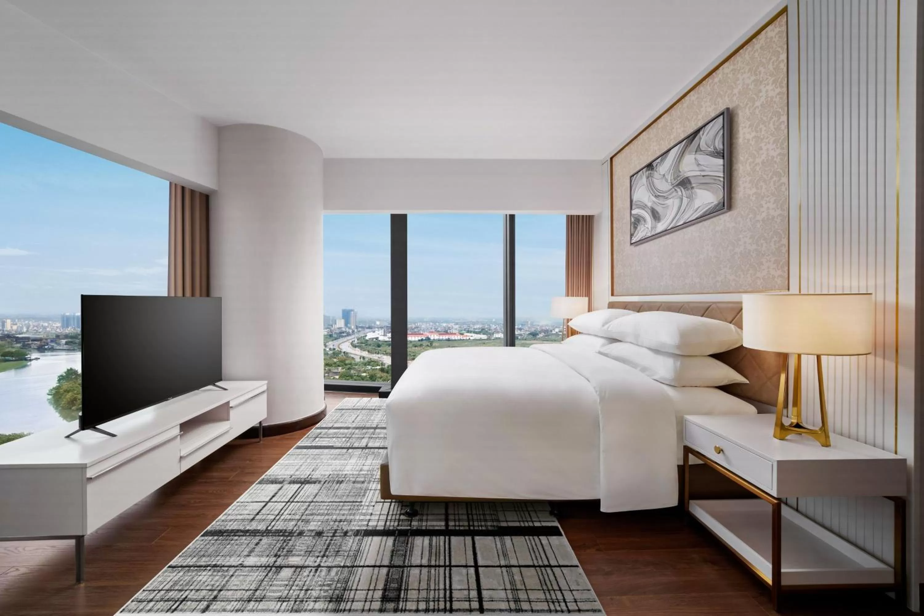 Bedroom, Bed in Sheraton Hai Phong