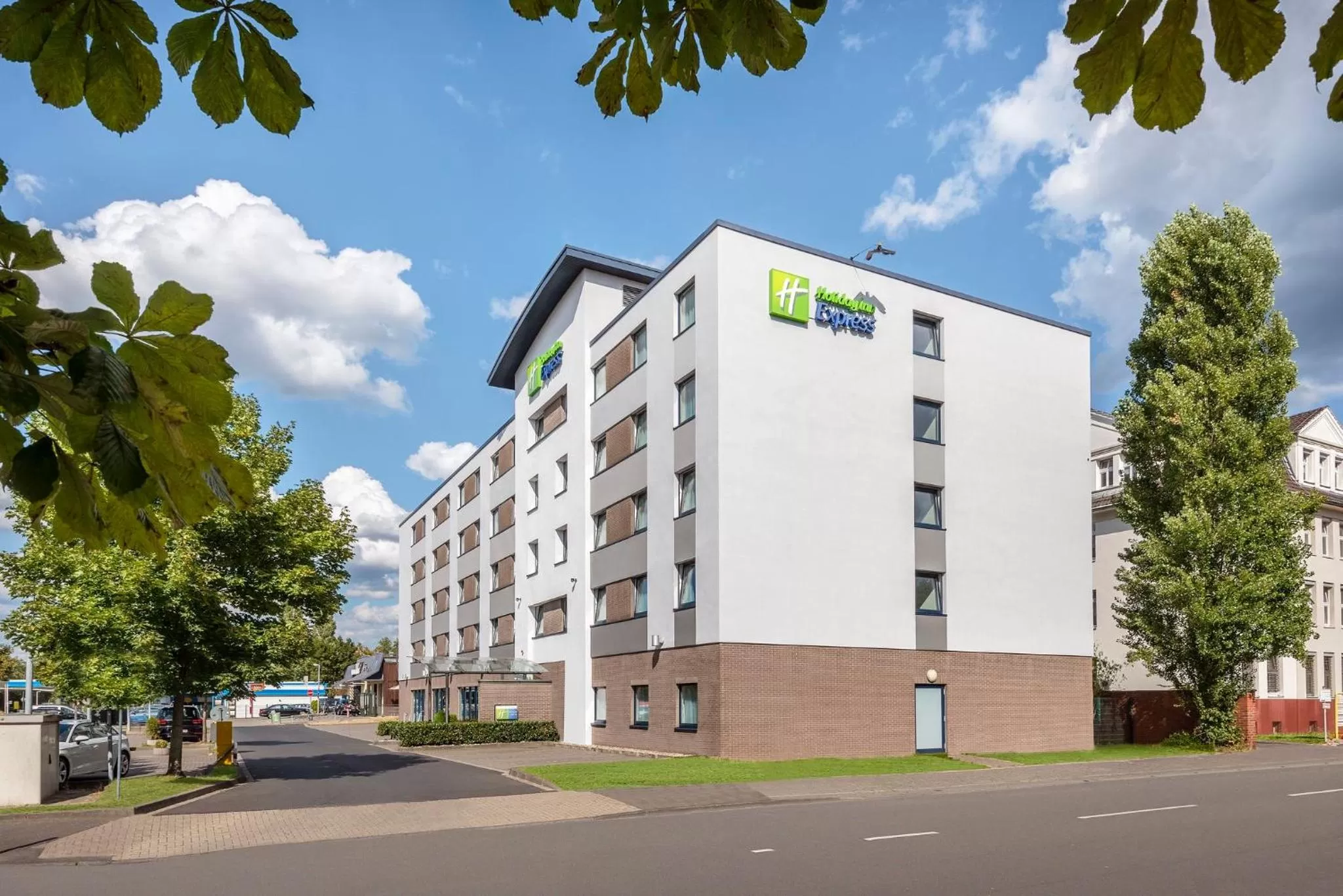 Property building in Holiday Inn Express Cologne Muelheim by IHG