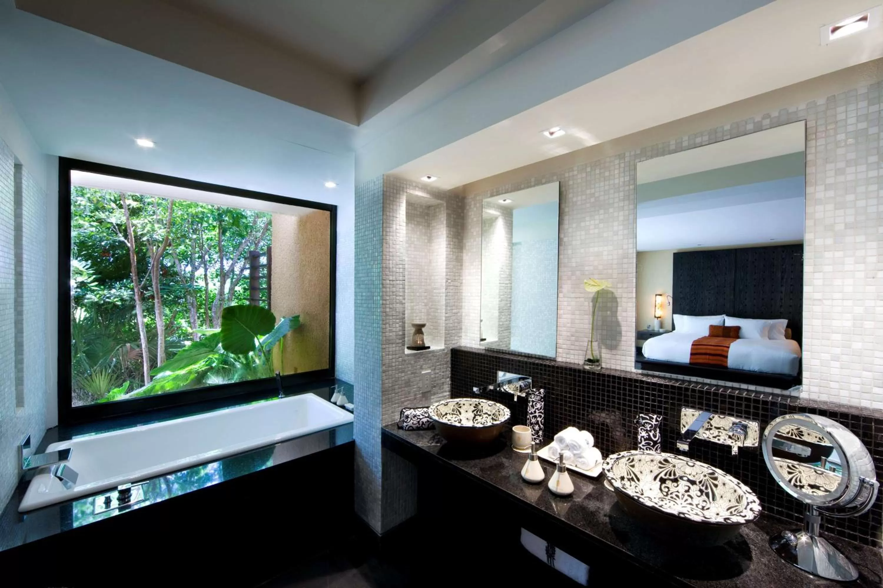 Toilet, Bed in Banyan Tree Mayakoba