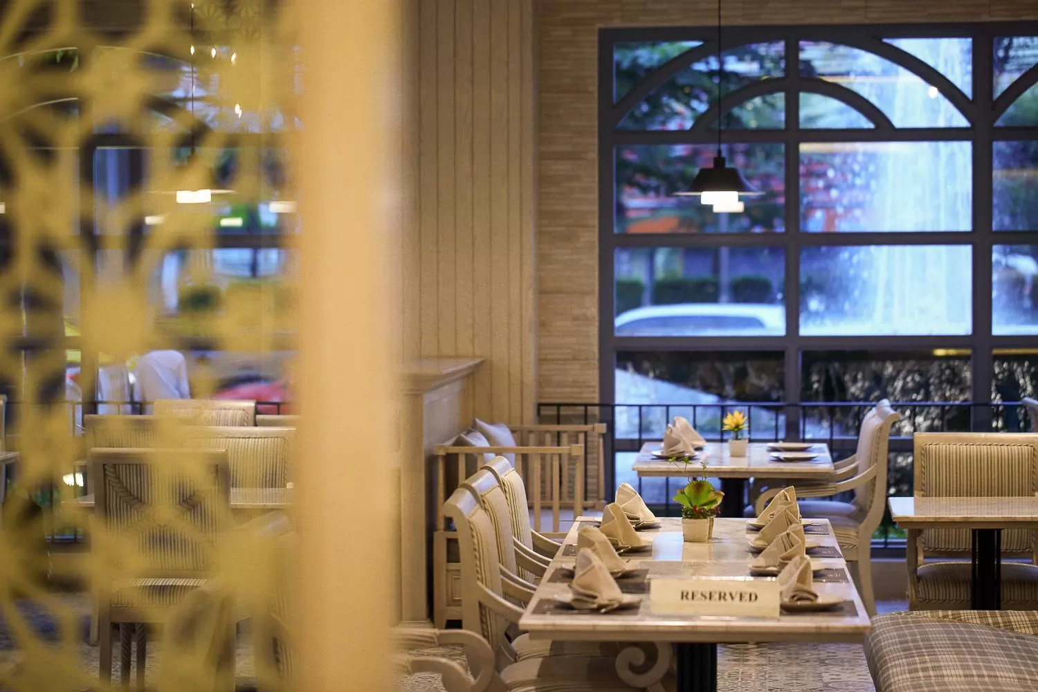 Restaurant/places to eat in S.D. Avenue Hotel