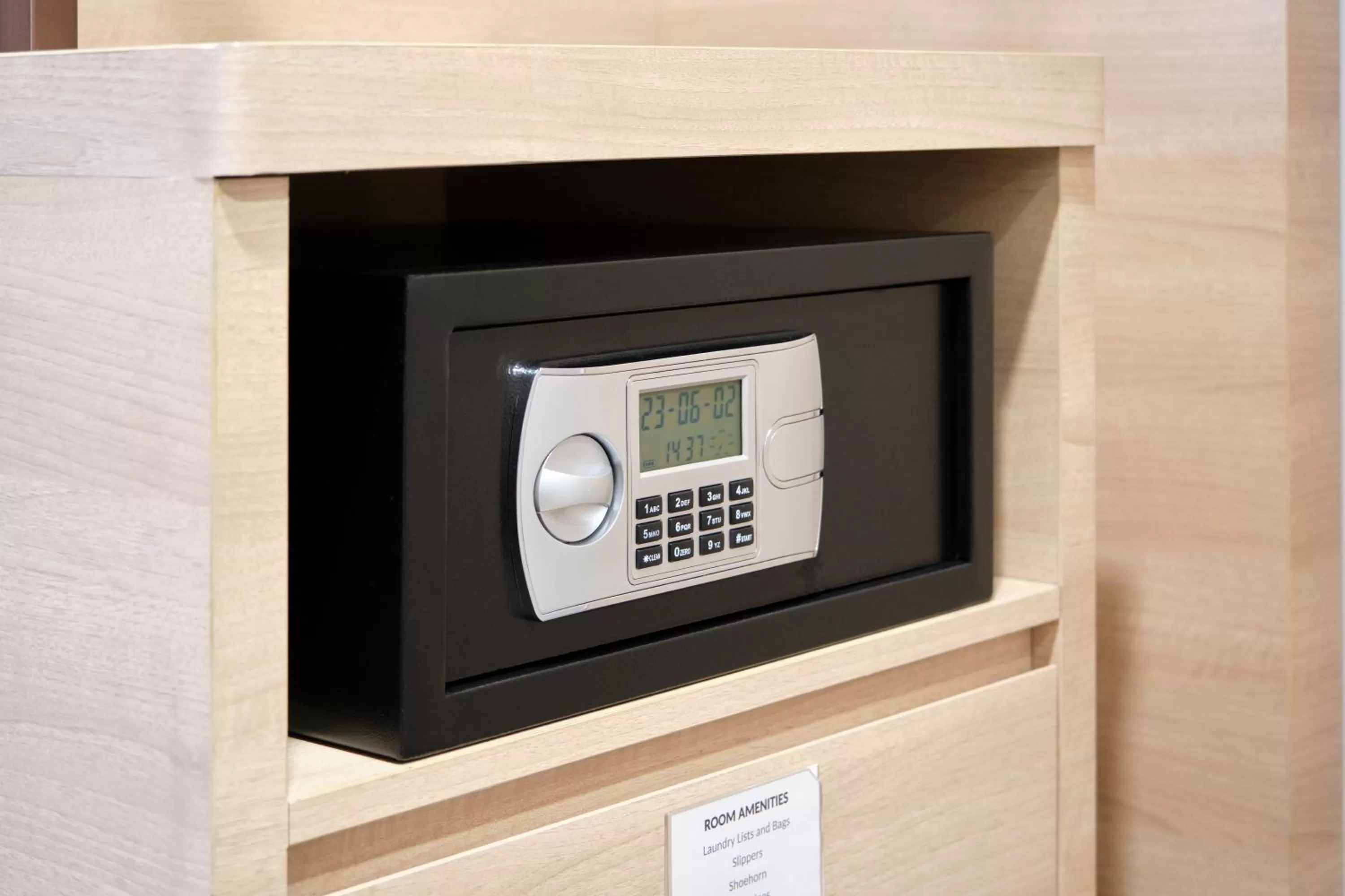 Photo of the whole room in Sotetsu Grand Fresa Saigon