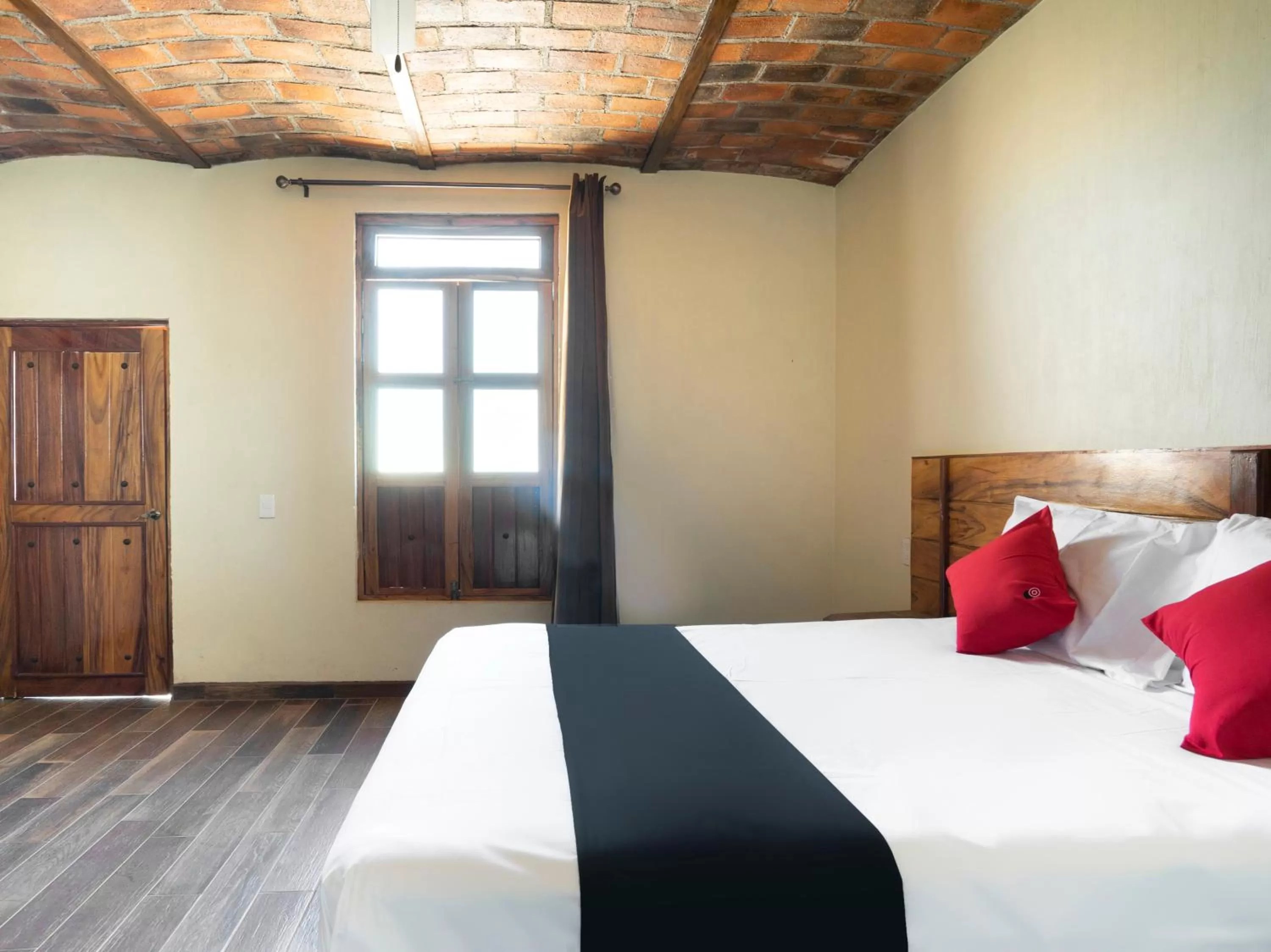 Bedroom in Capital O Hotel Posada Terraza, Tequila Jalisco