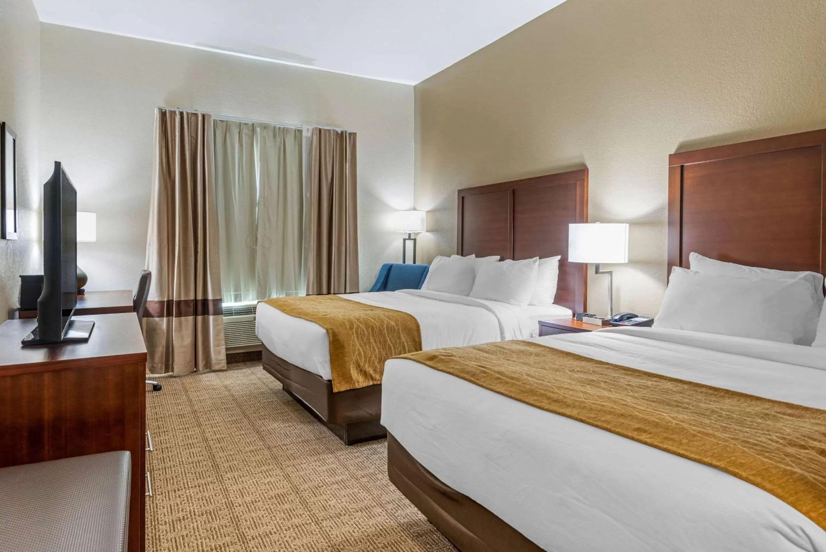 Photo of the whole room, Bed in Comfort Inn & Suites Big Spring