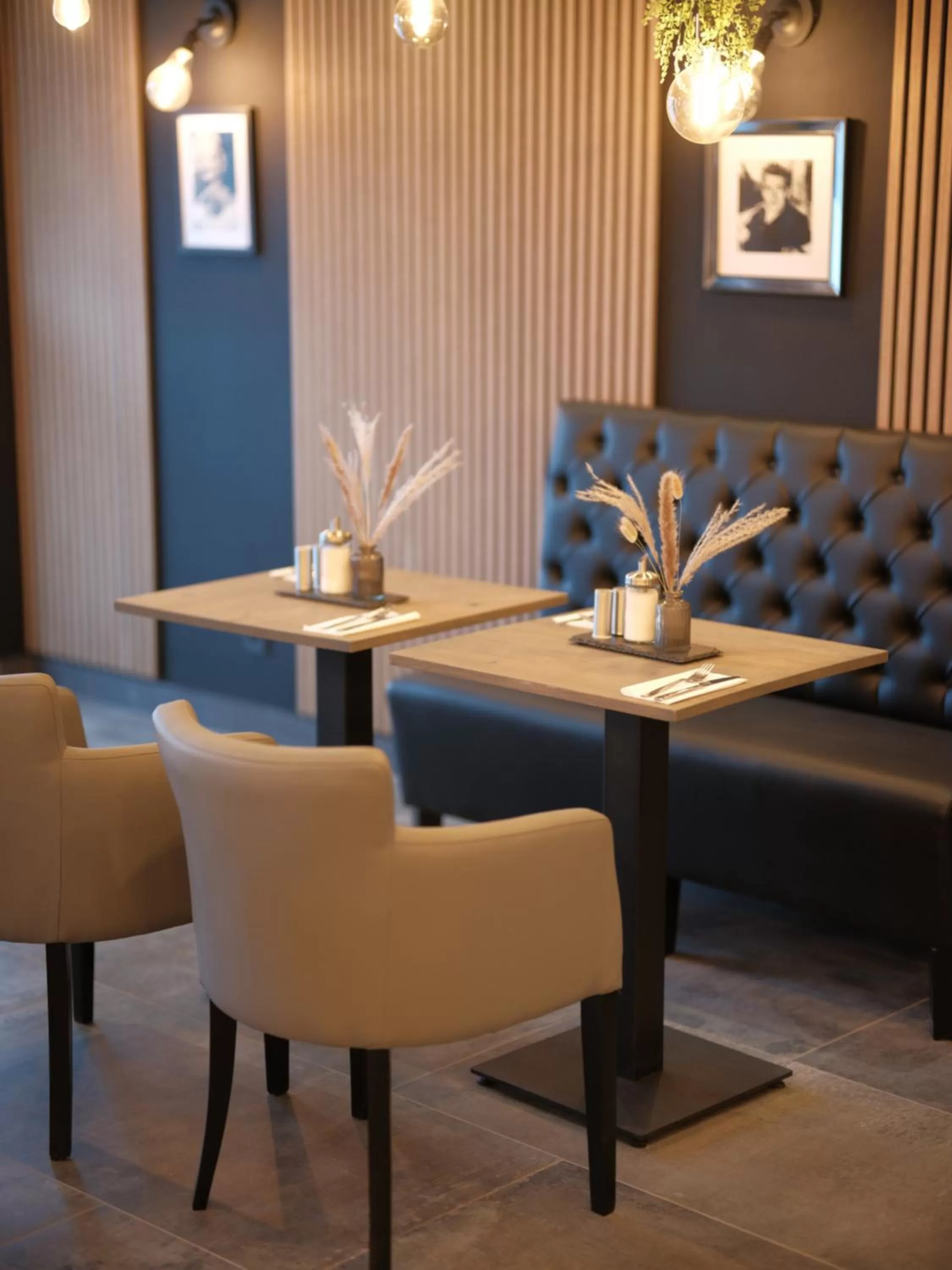 Seating area in THE ROOMS - Hotel & House