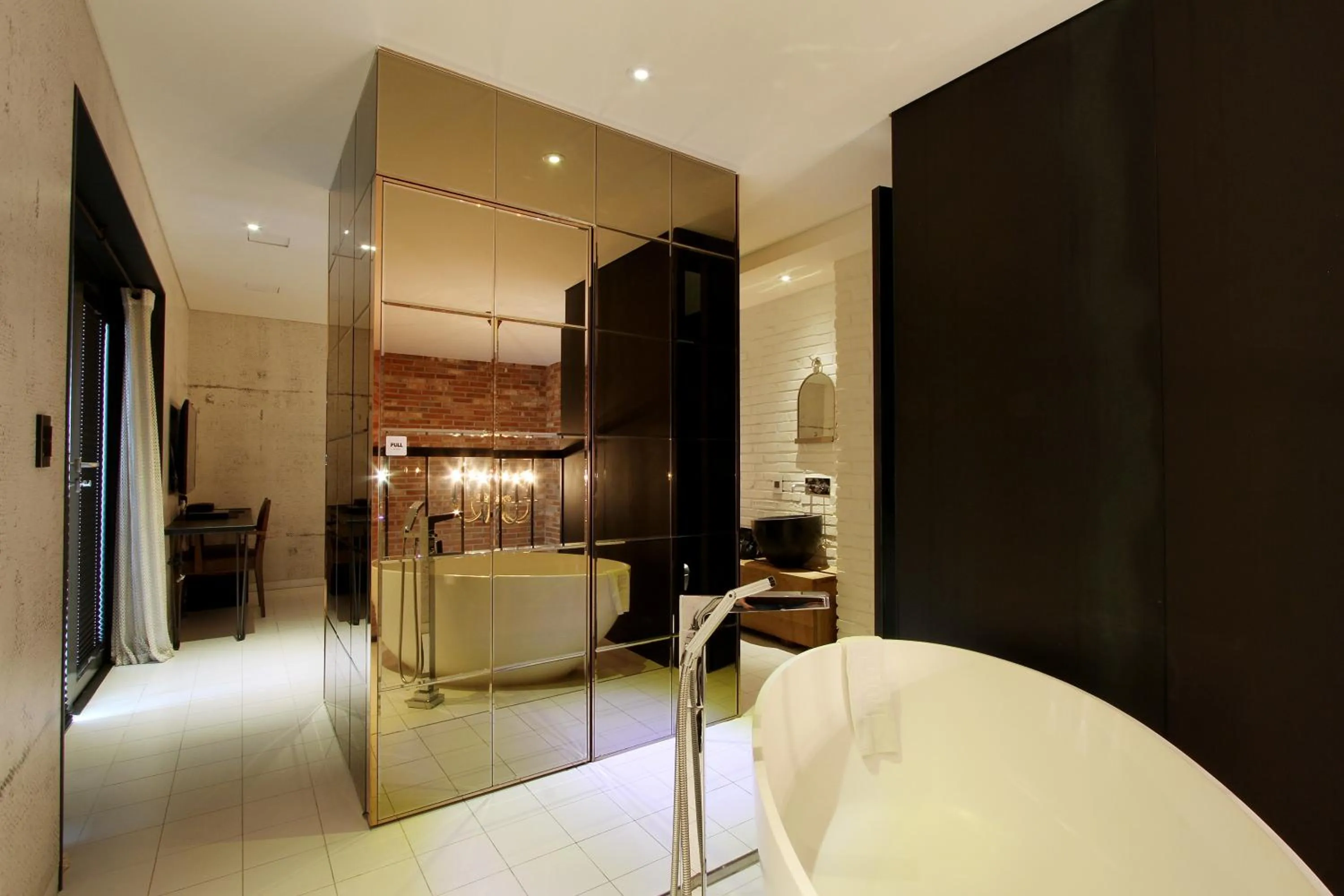 Bathroom, Bed in Boutique Hotel Loft