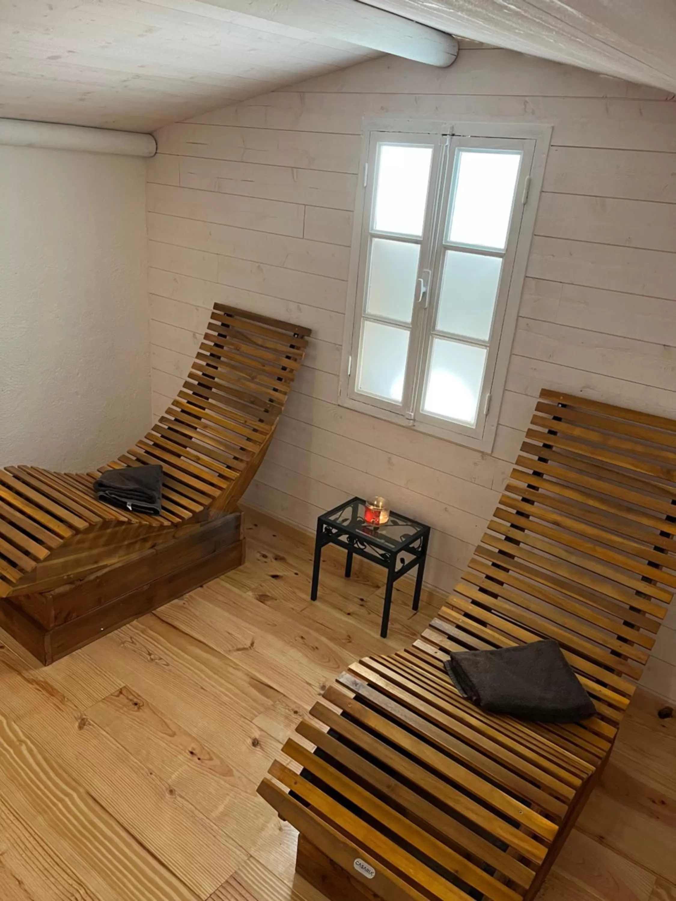 Spa and wellness centre/facilities in La Demeure des 2 Trésors