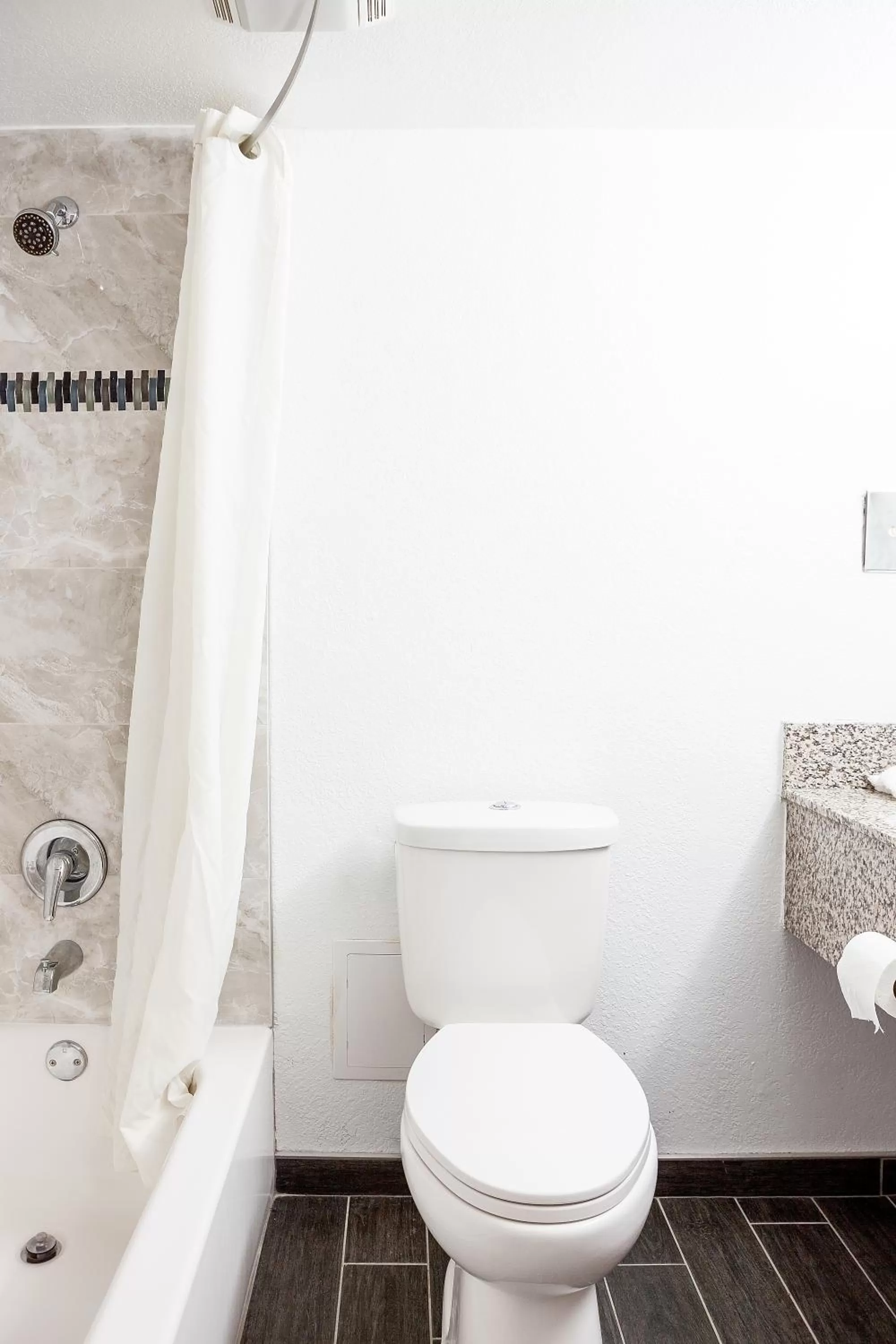 Bathroom in Envi Boutique Hotel Henderson-Evansville South